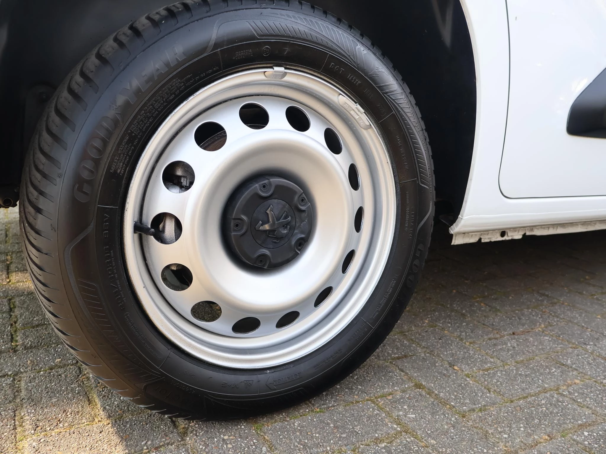 Hoofdafbeelding Peugeot Partner