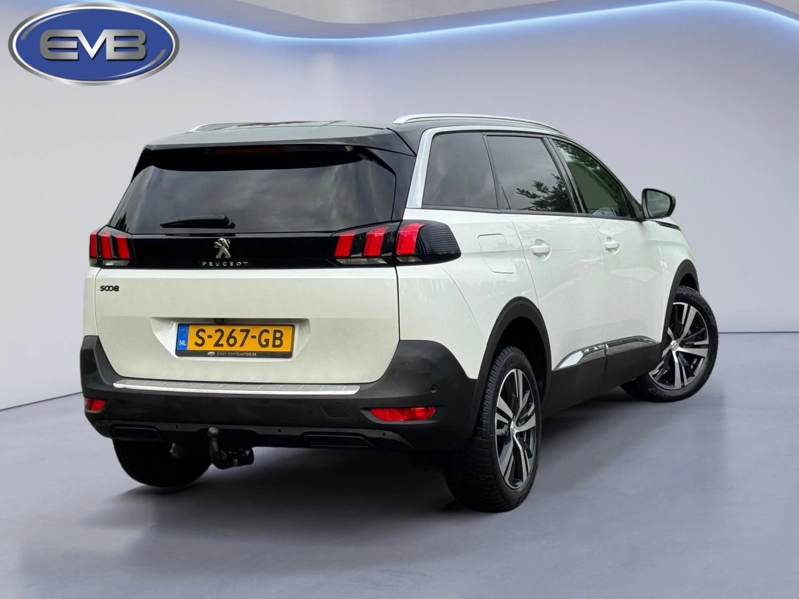 Hoofdafbeelding Peugeot 5008