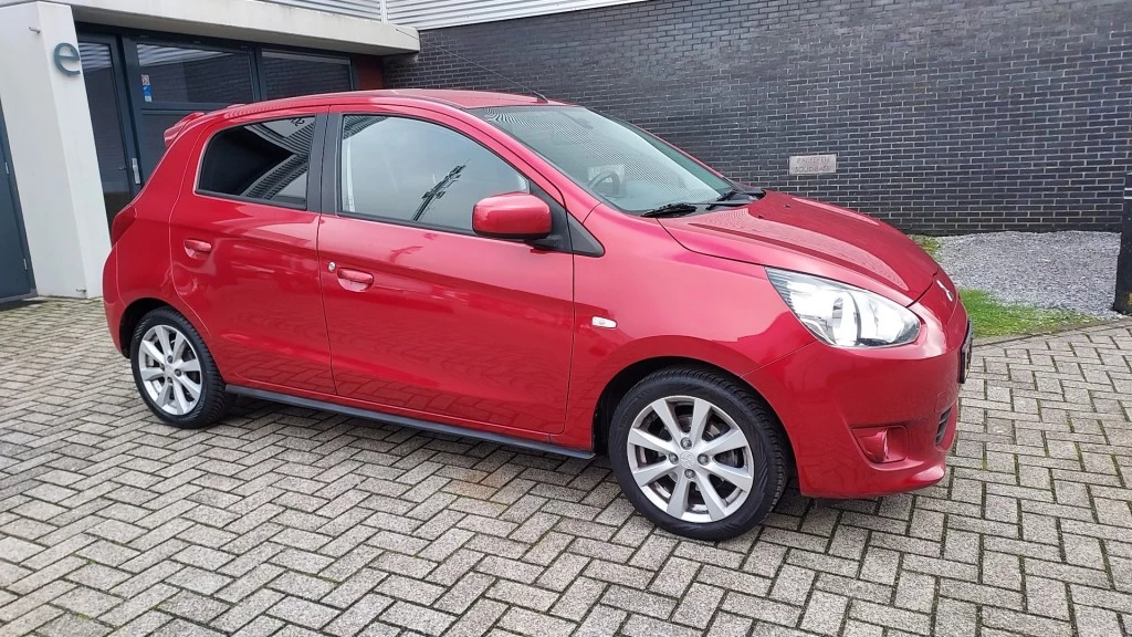 Hoofdafbeelding Mitsubishi Space Star