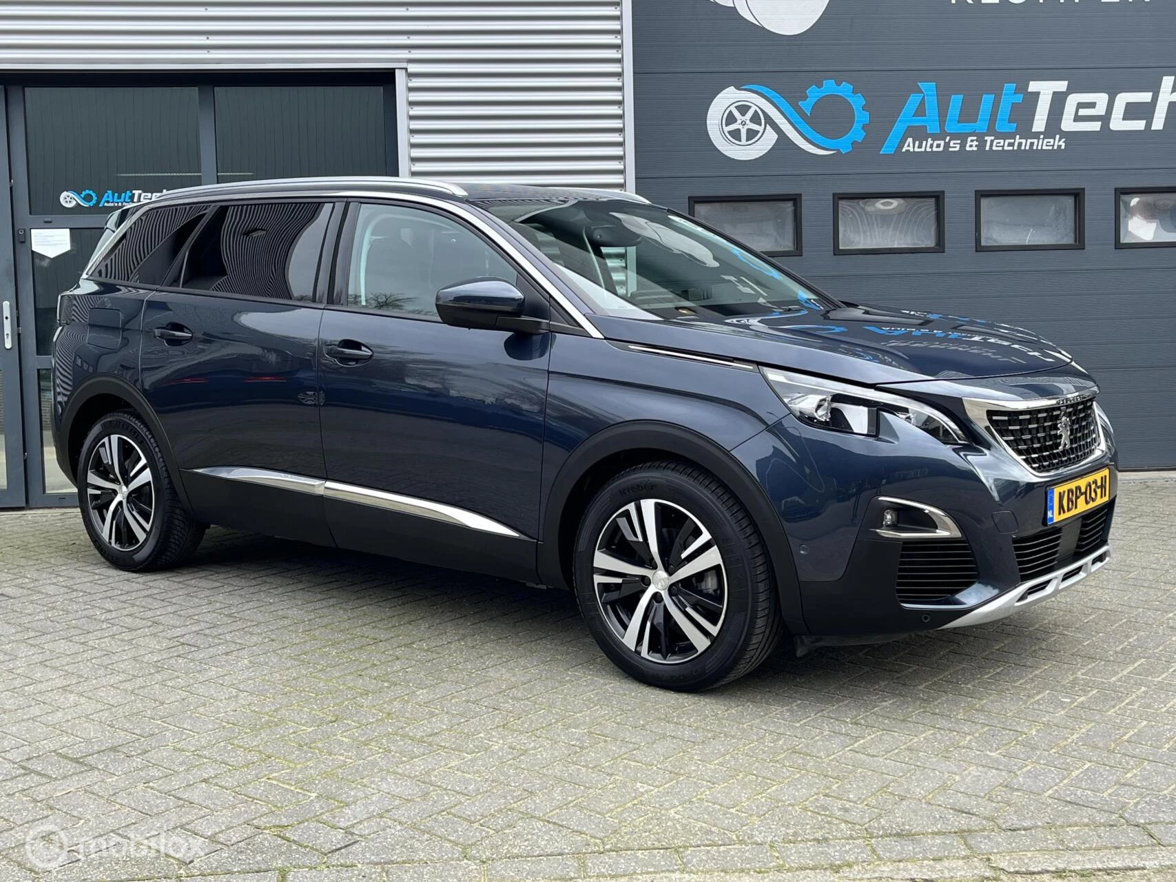 Hoofdafbeelding Peugeot 5008