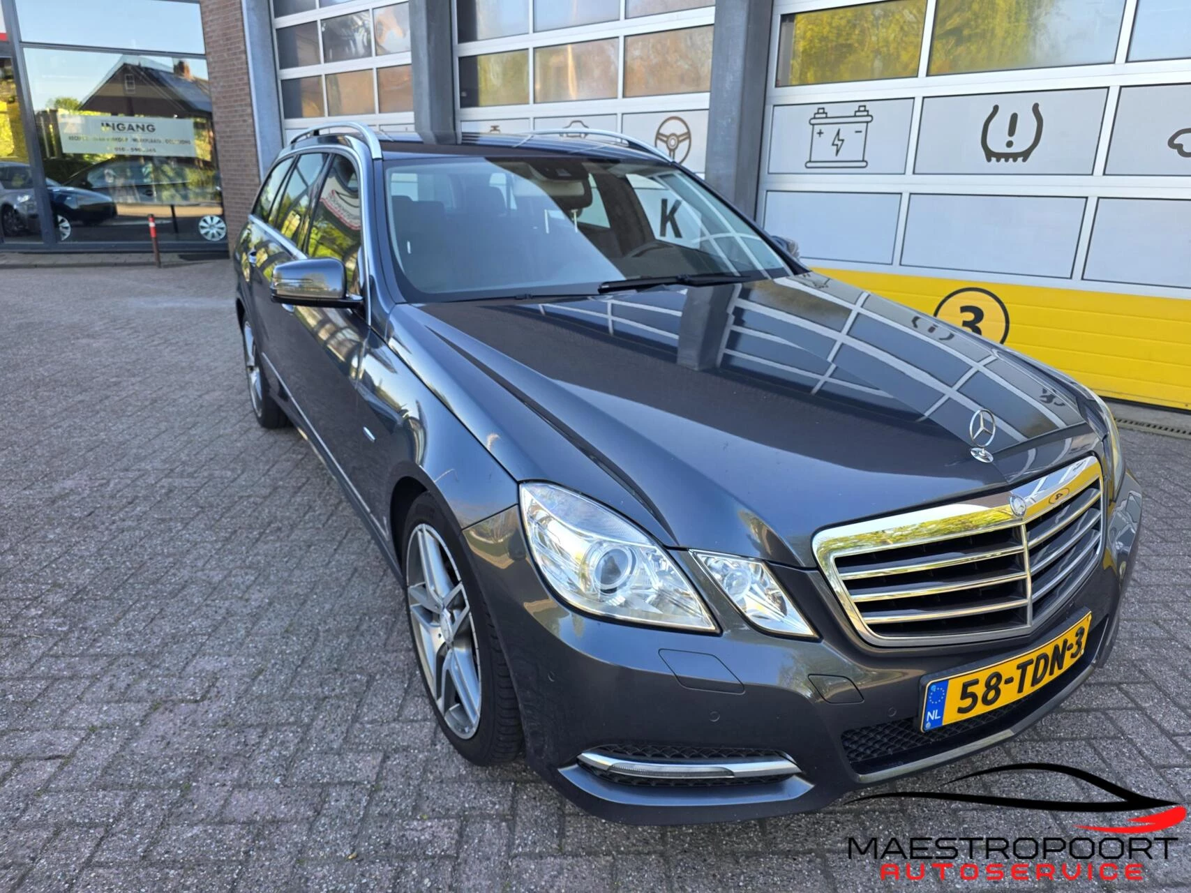 Hoofdafbeelding Mercedes-Benz E-Klasse