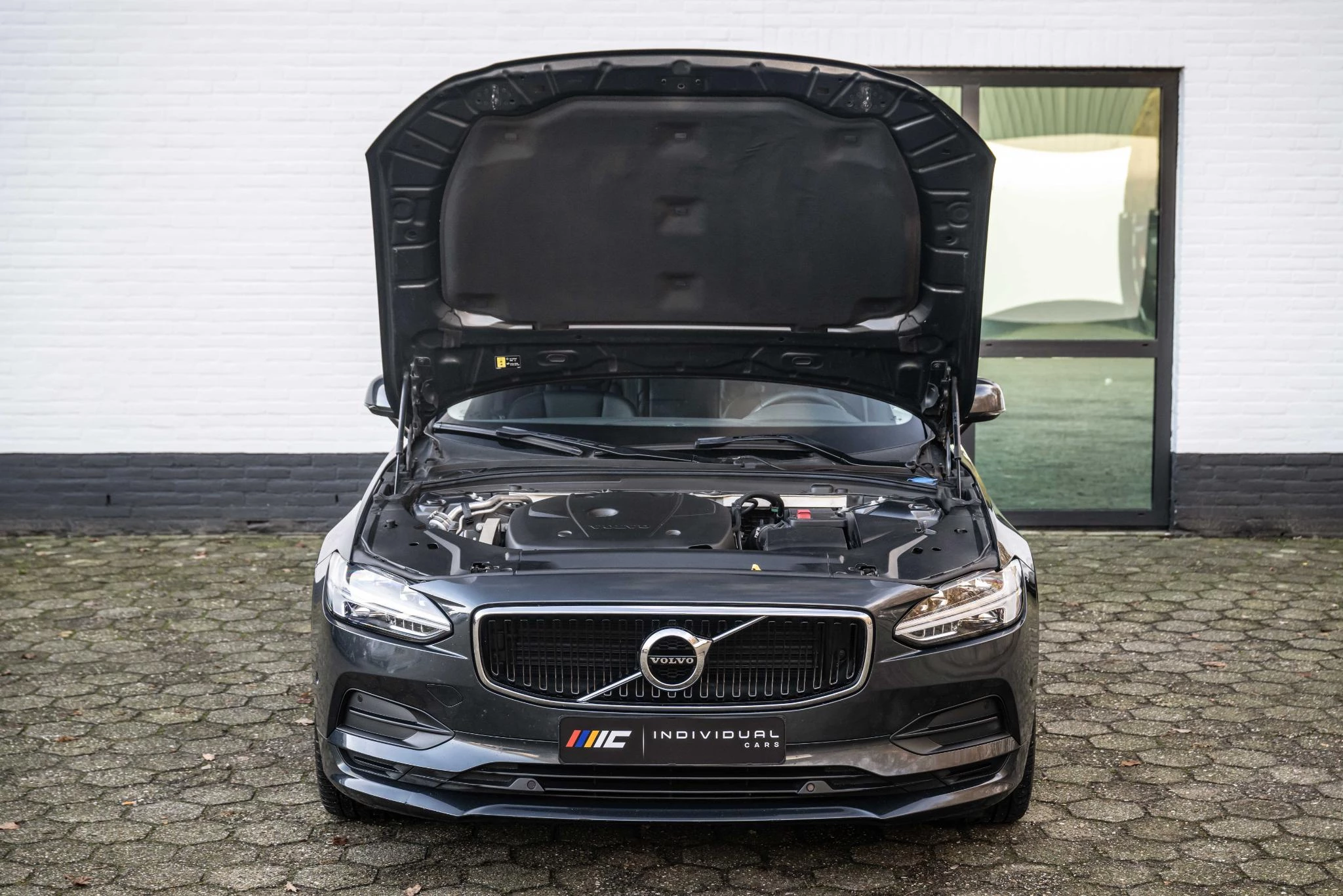 Hoofdafbeelding Volvo V90