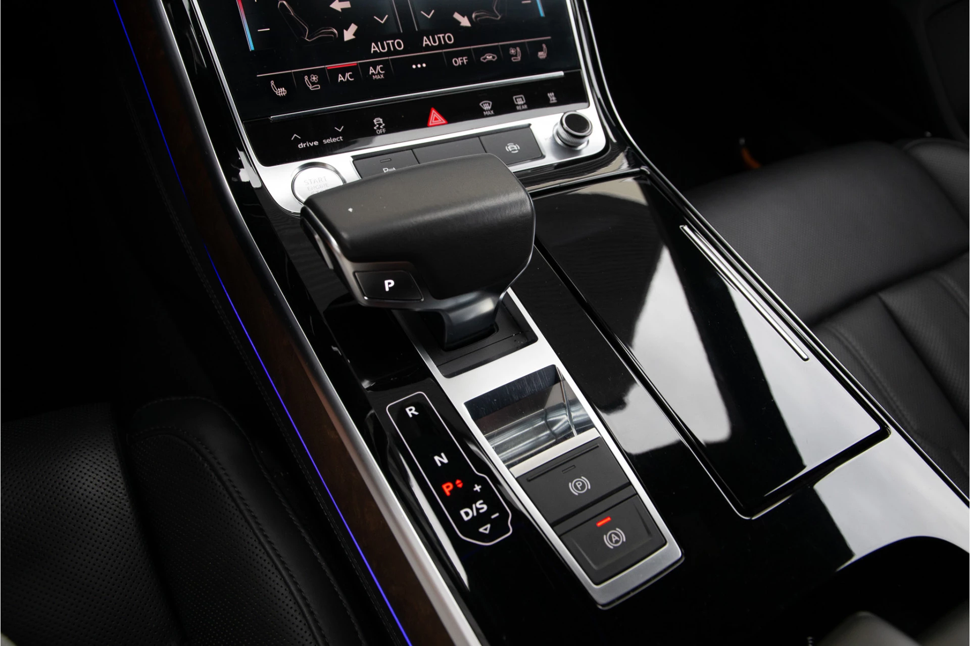 Hoofdafbeelding Audi A8