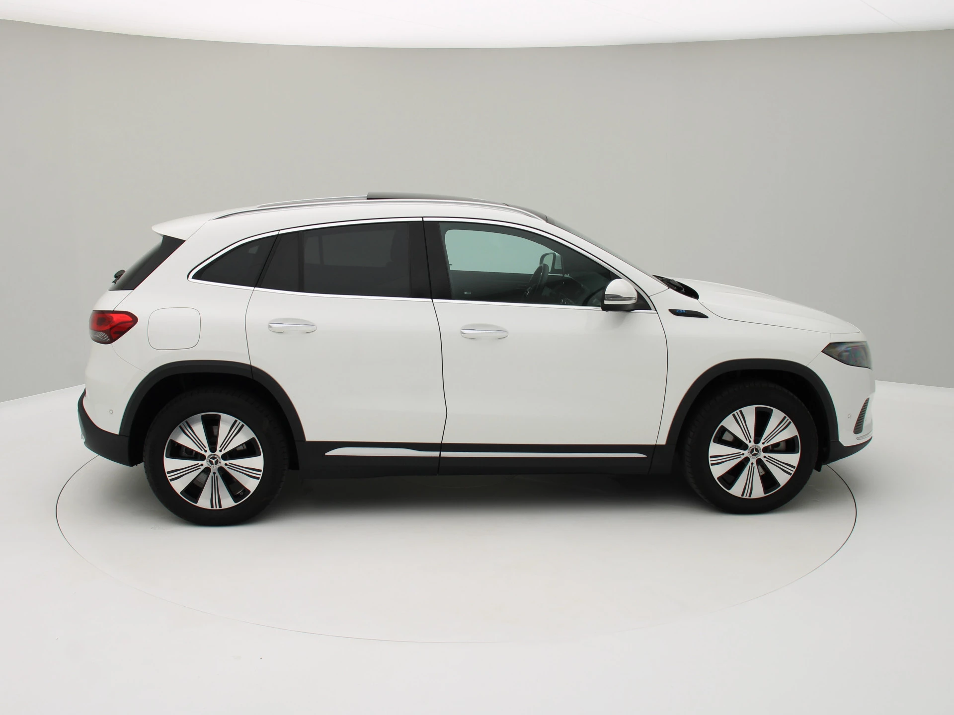 Hoofdafbeelding Mercedes-Benz EQA