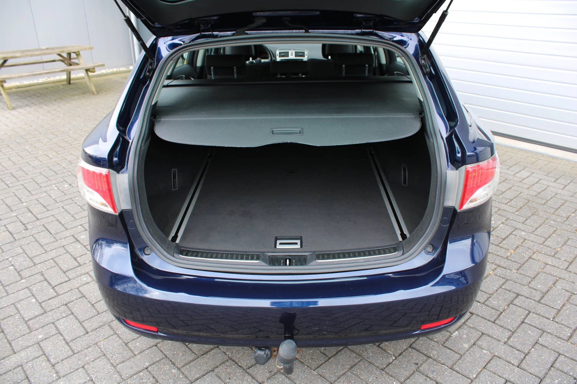 Hoofdafbeelding Toyota Avensis