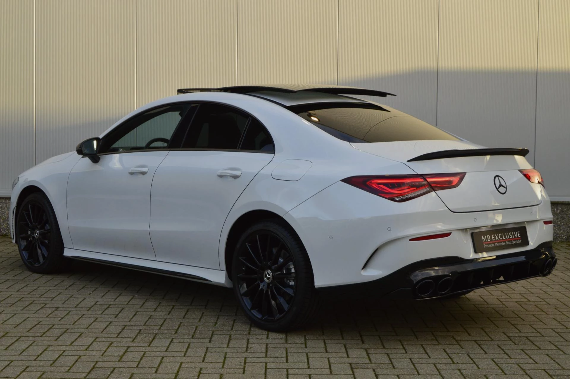 Hoofdafbeelding Mercedes-Benz CLA