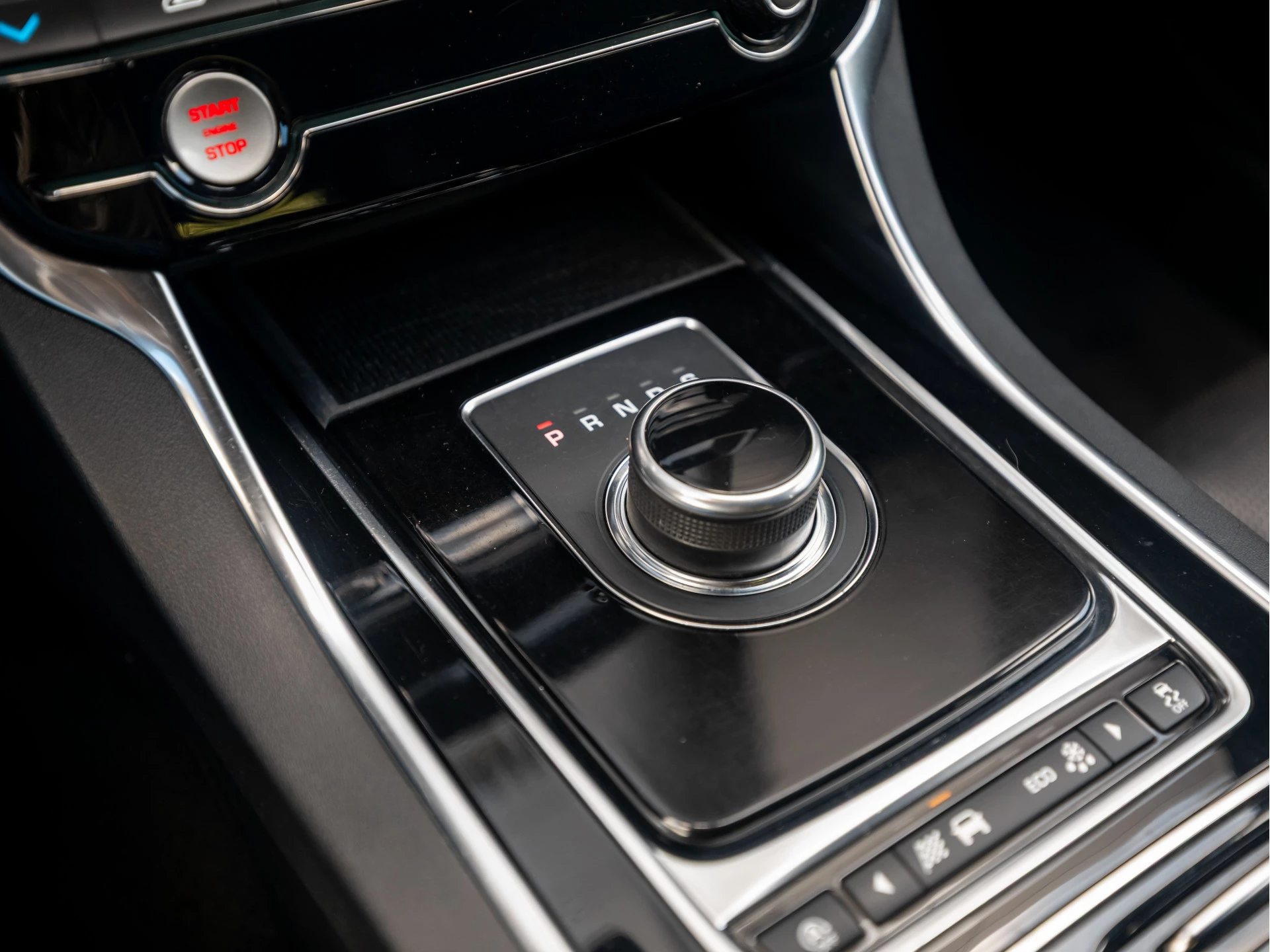 Hoofdafbeelding Jaguar XE