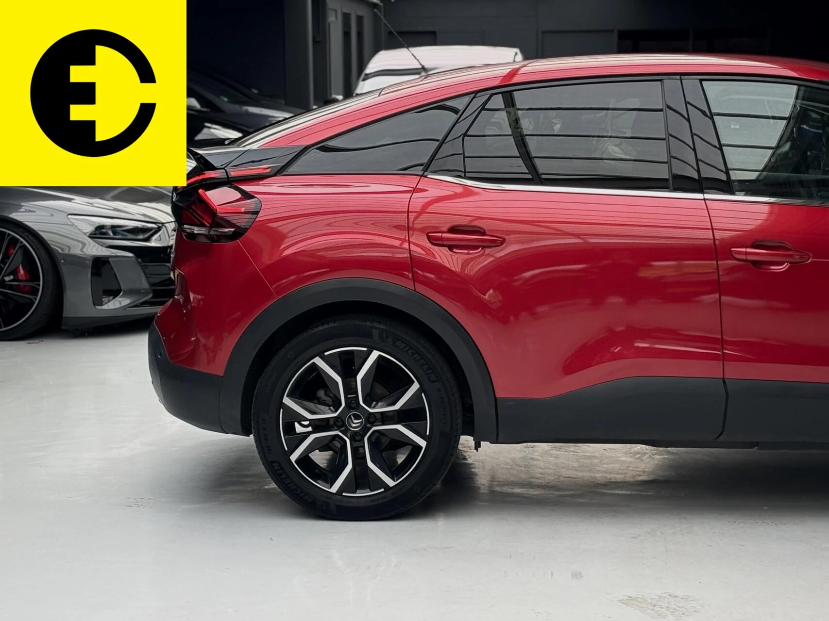 Hoofdafbeelding Citroën ë-C4