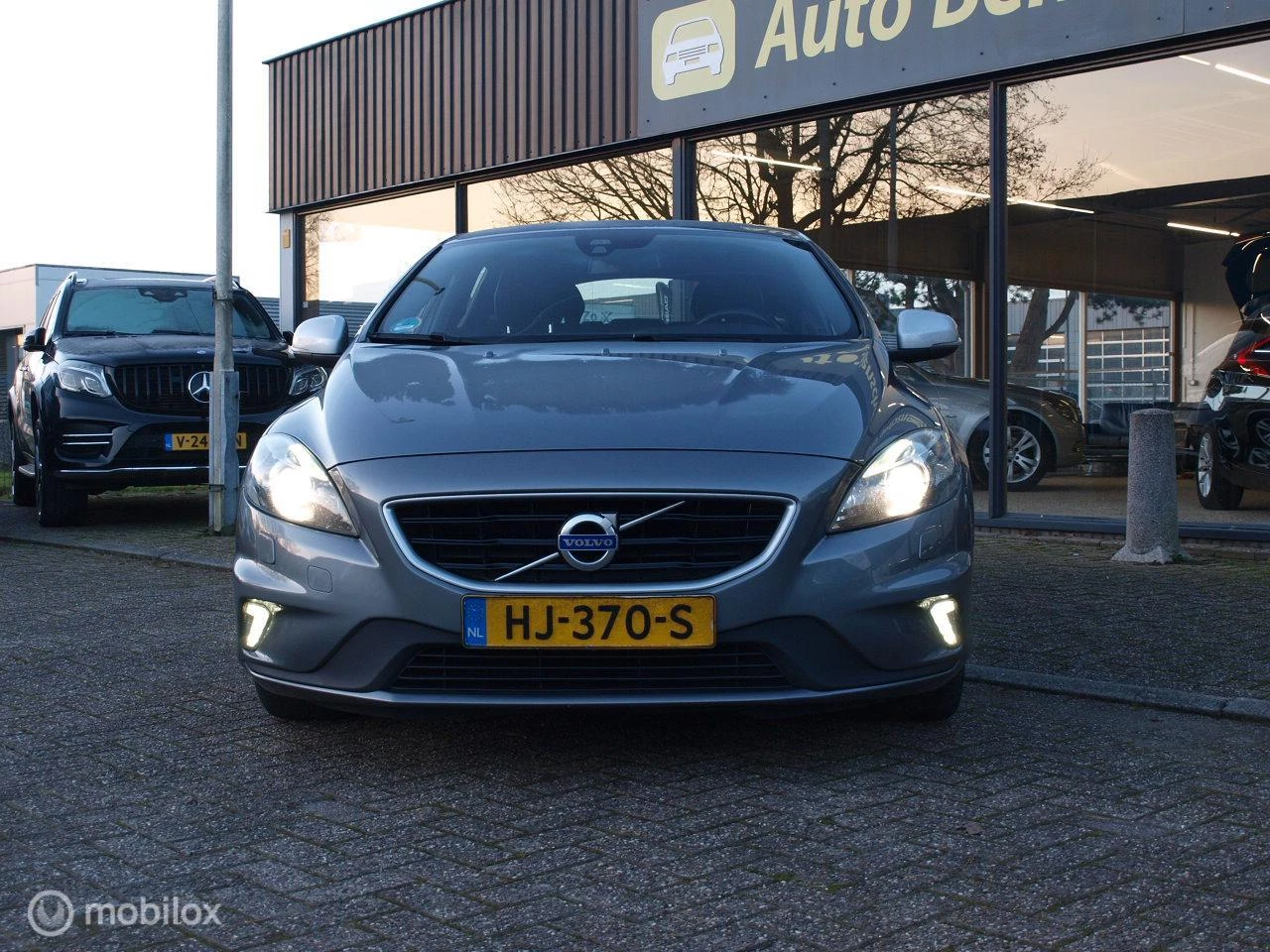Hoofdafbeelding Volvo V40