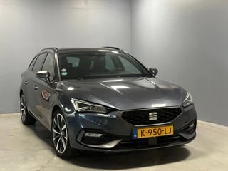 Seat Leon Sportstourer 1.5 eTSI FR AUT VIRTUAL APPLE CARPLAY