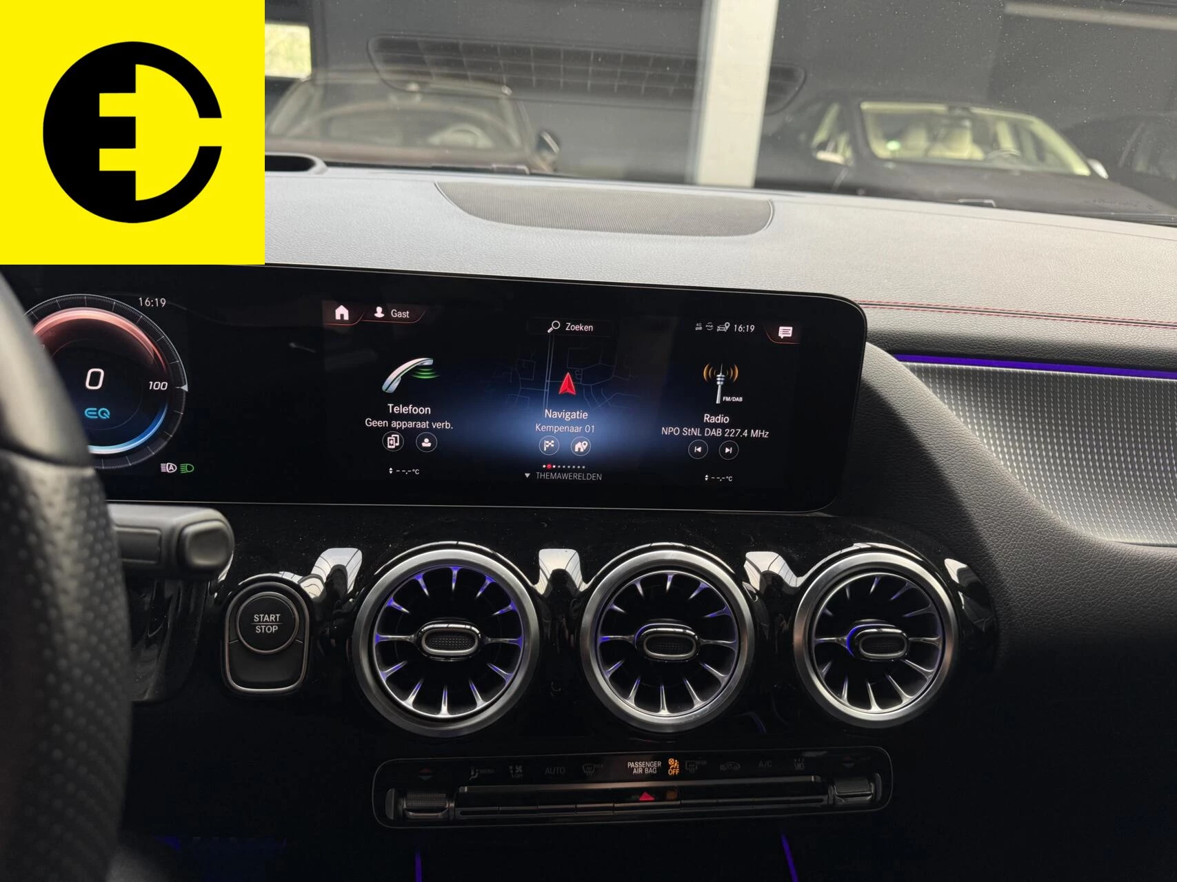 Hoofdafbeelding Mercedes-Benz EQA