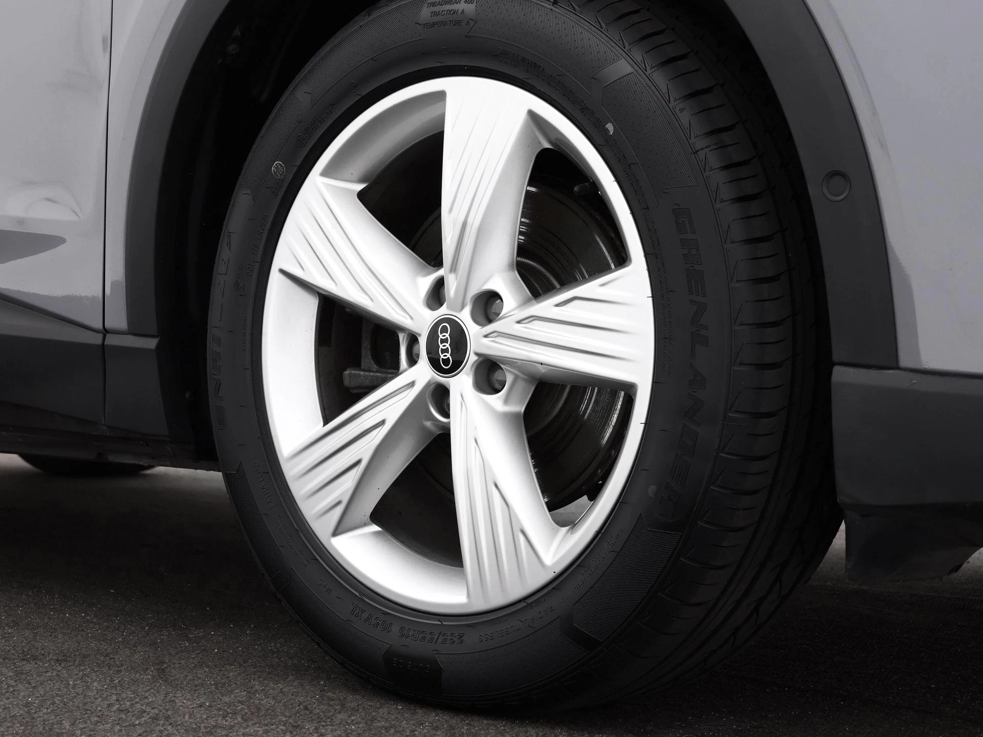 Hoofdafbeelding Audi Q4 Sportback e-tron