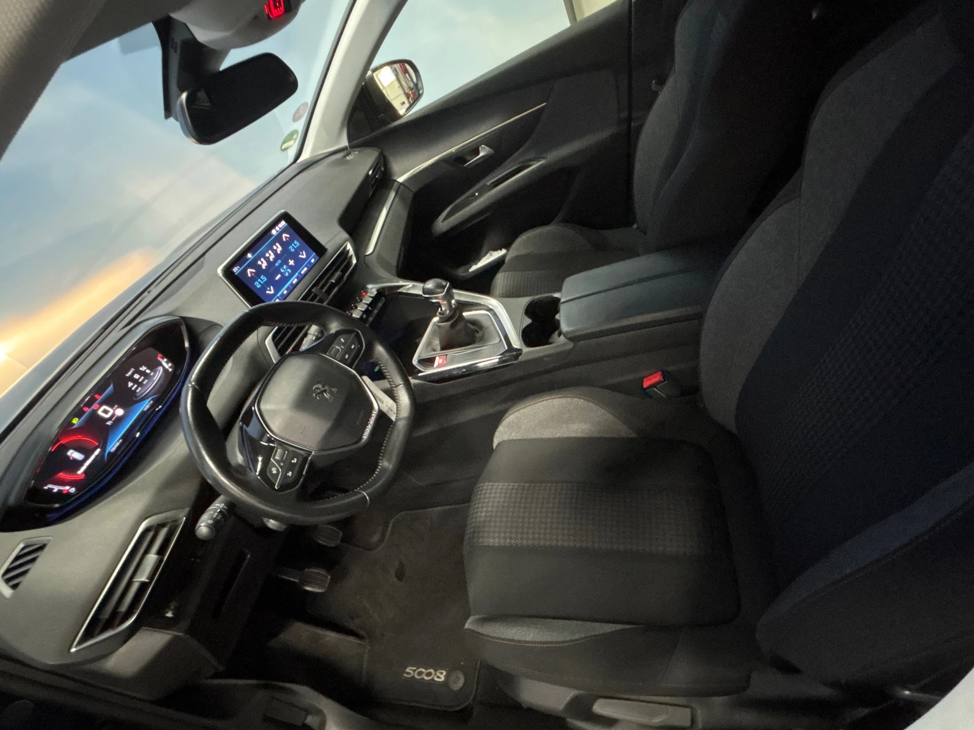 Hoofdafbeelding Peugeot 5008