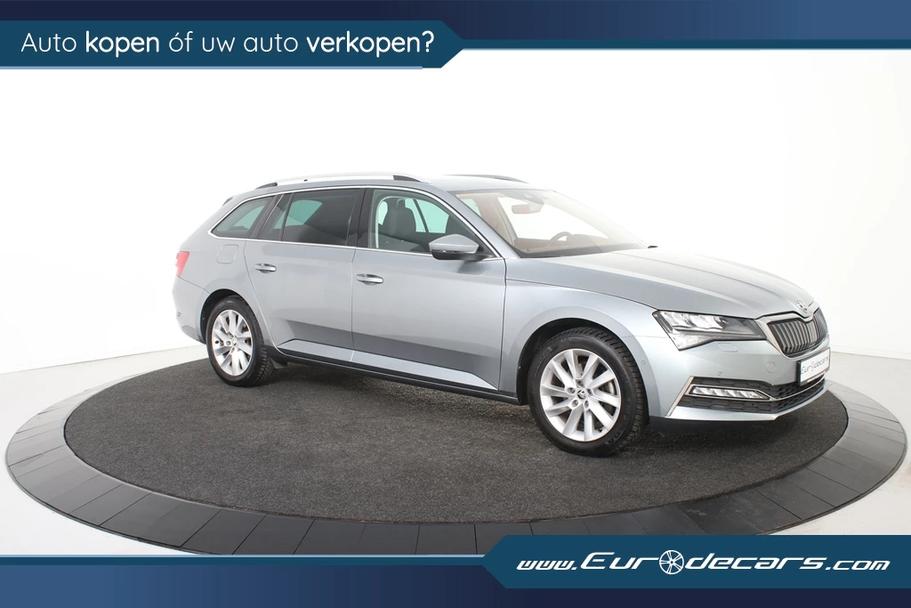 Hoofdafbeelding Škoda Superb