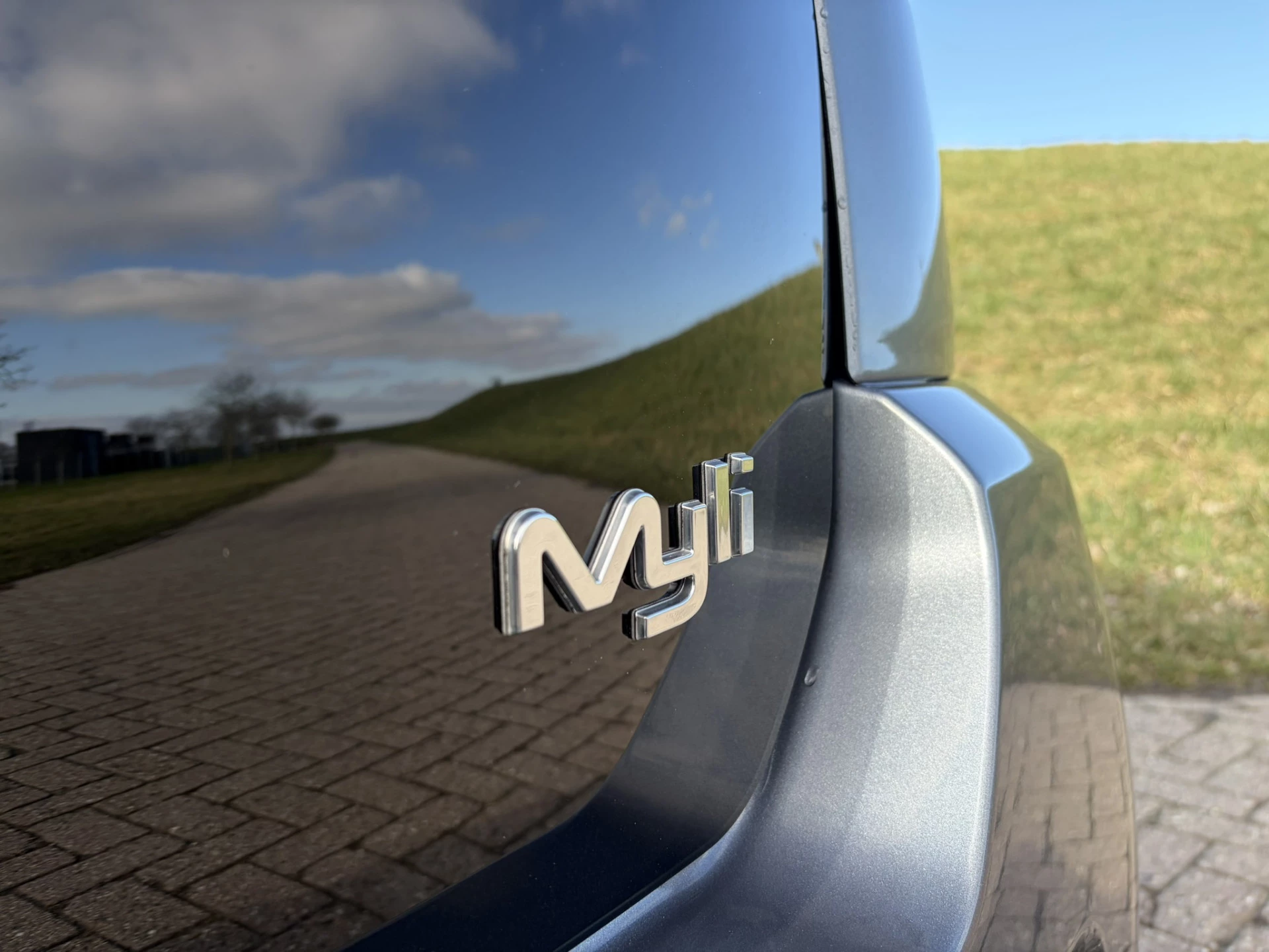 Hoofdafbeelding Ligier Myli