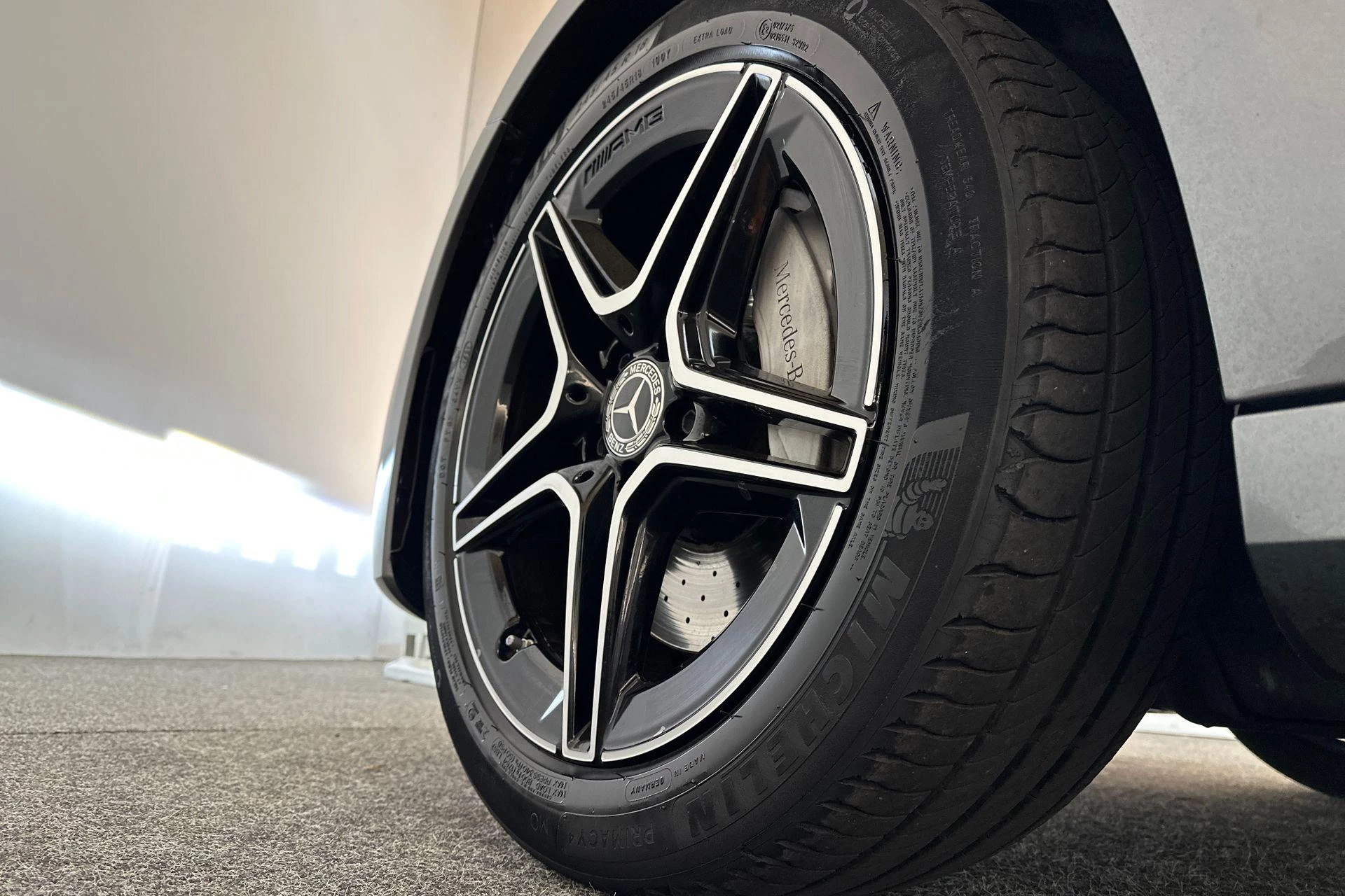 Hoofdafbeelding Mercedes-Benz E-Klasse