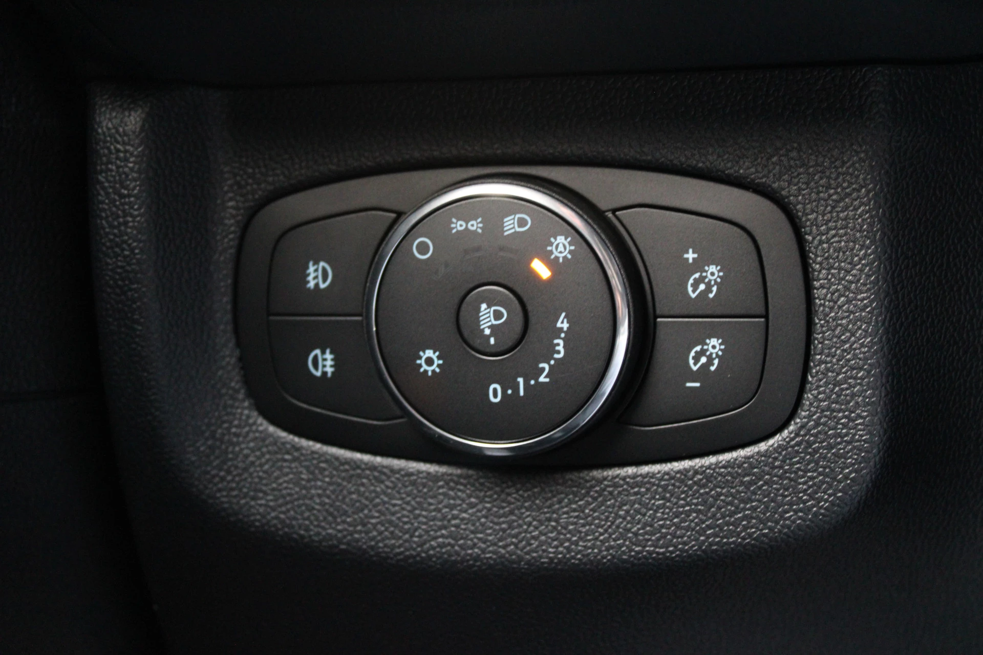 Hoofdafbeelding Ford Transit Courier