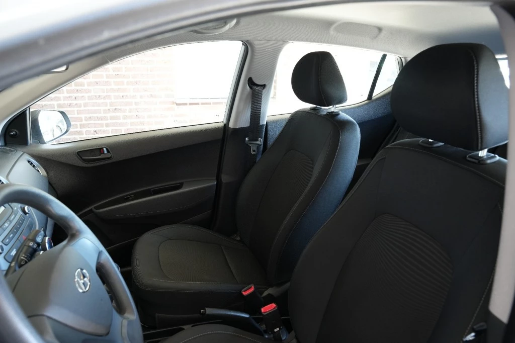 Hoofdafbeelding Hyundai i10
