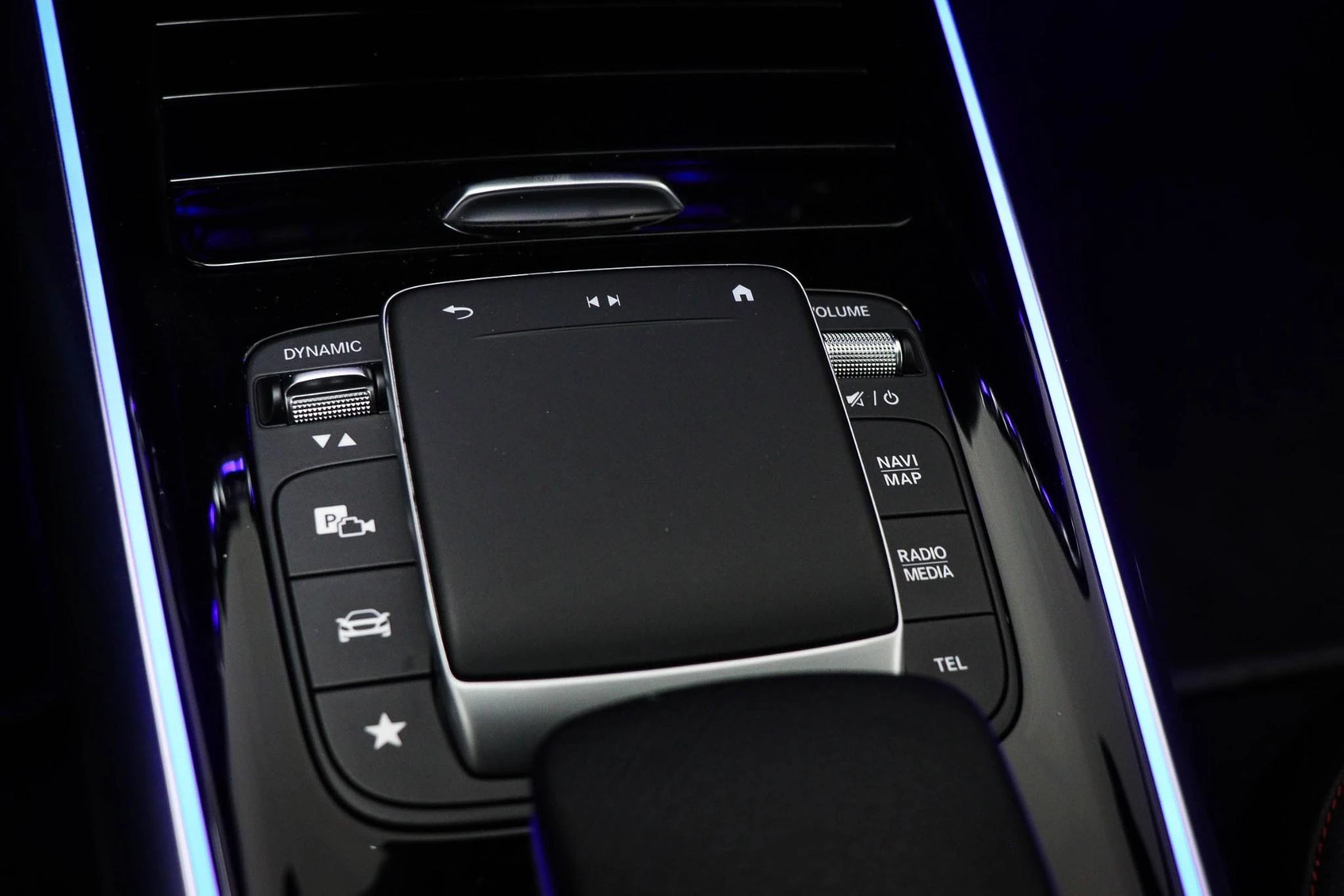 Hoofdafbeelding Mercedes-Benz EQA