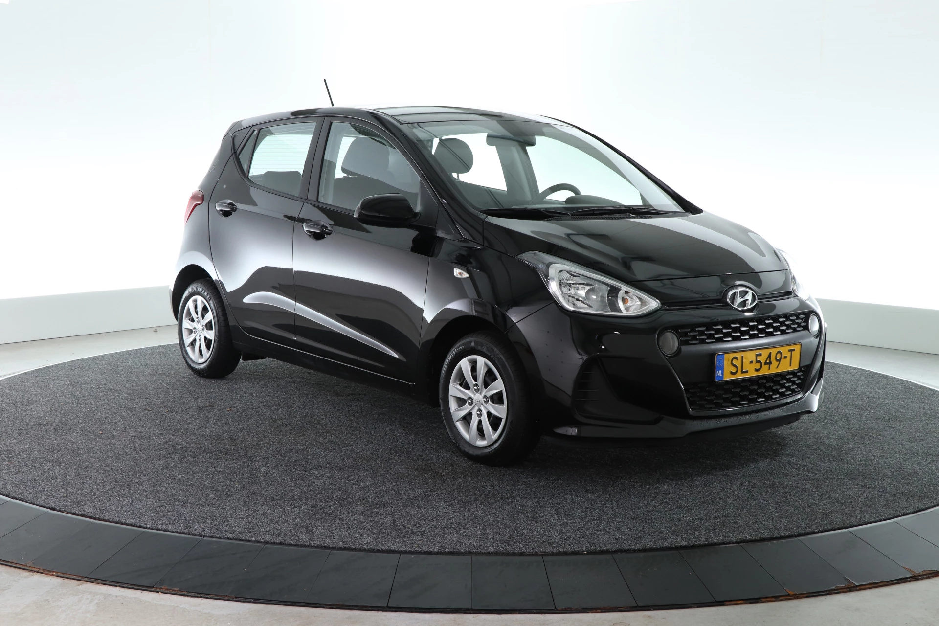 Hoofdafbeelding Hyundai i10