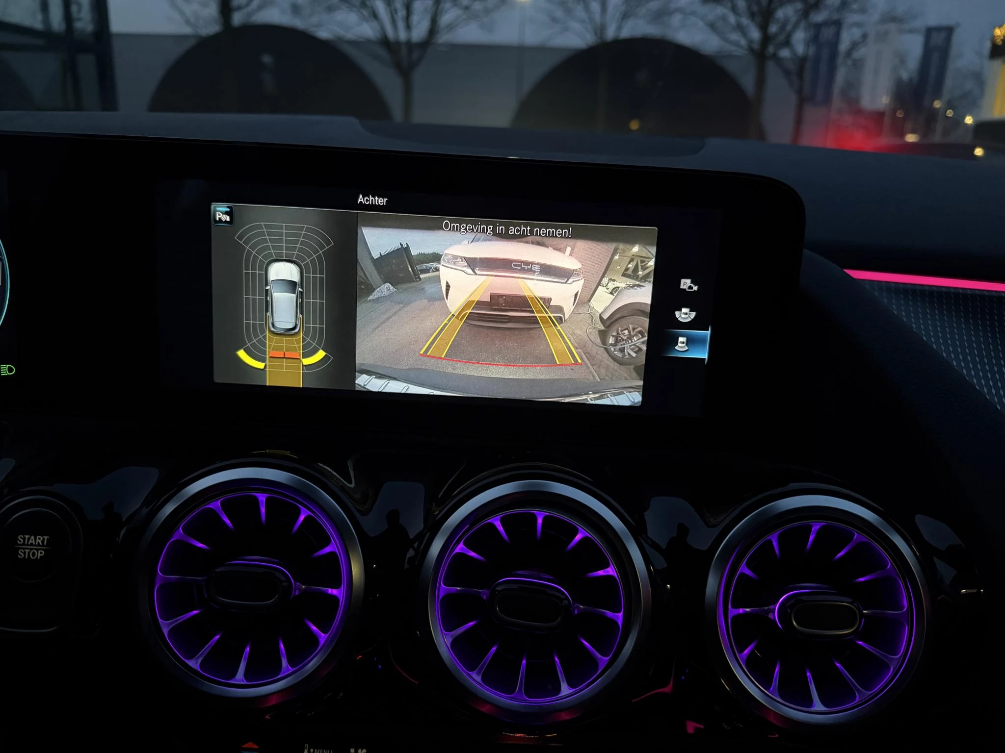 Hoofdafbeelding Mercedes-Benz EQA