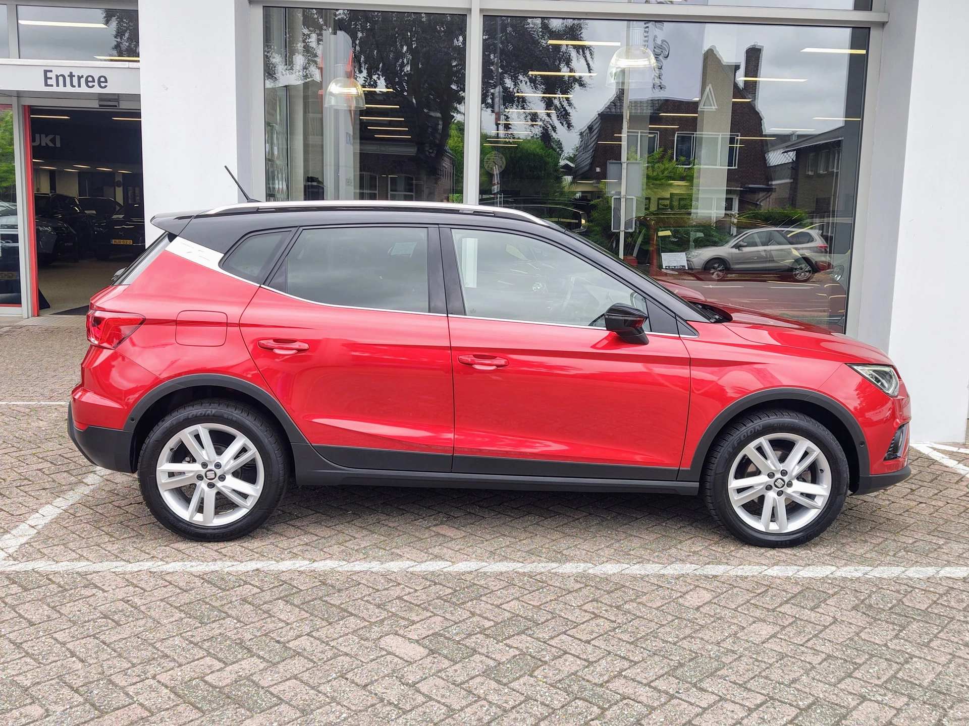 Hoofdafbeelding SEAT Arona