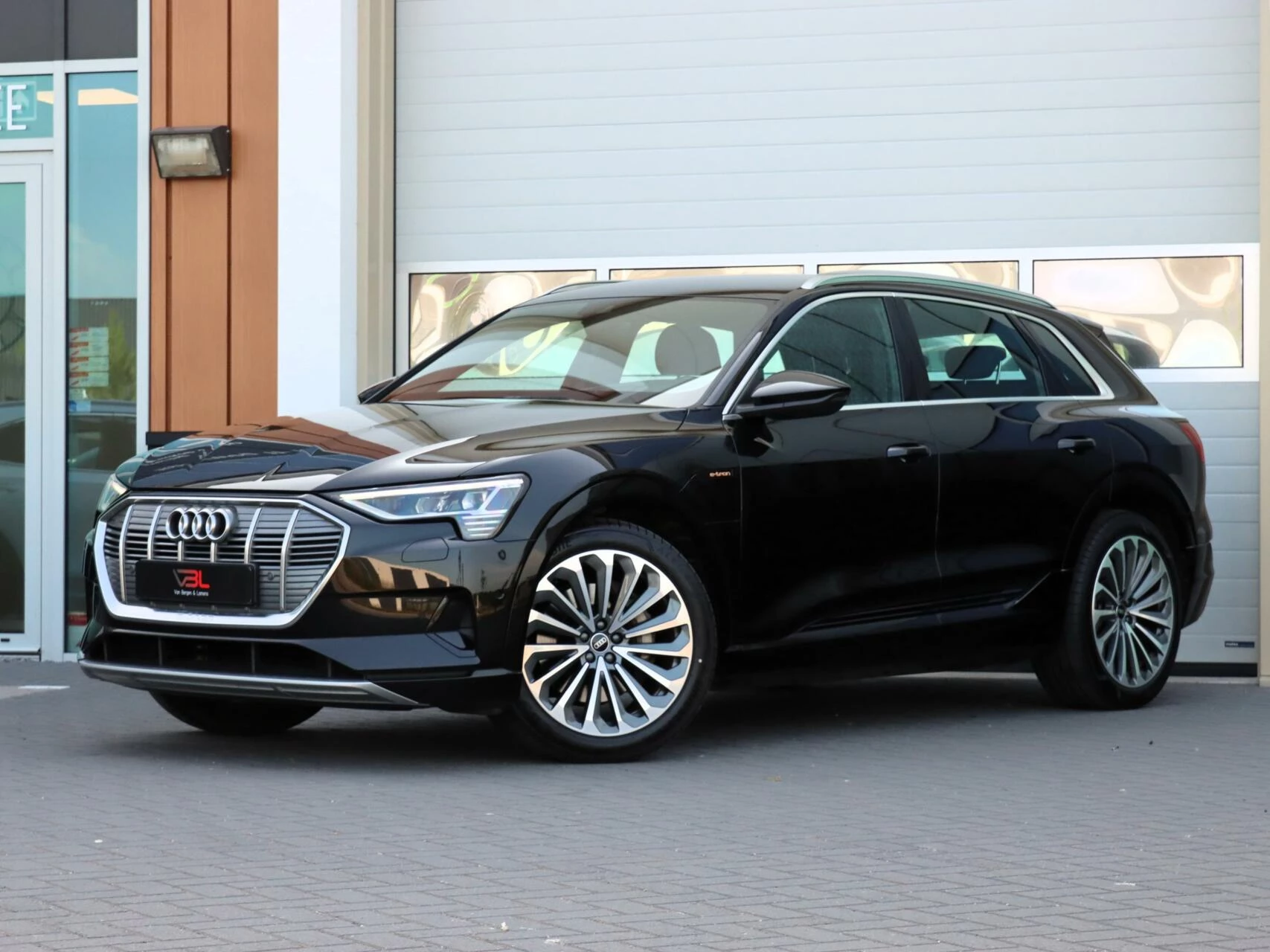 Hoofdafbeelding Audi e-tron