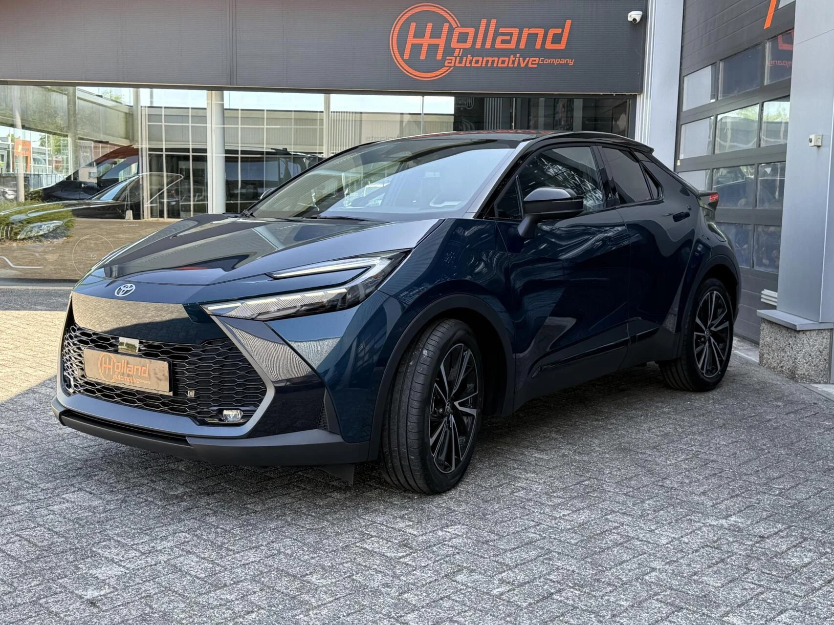 Hoofdafbeelding Toyota C-HR
