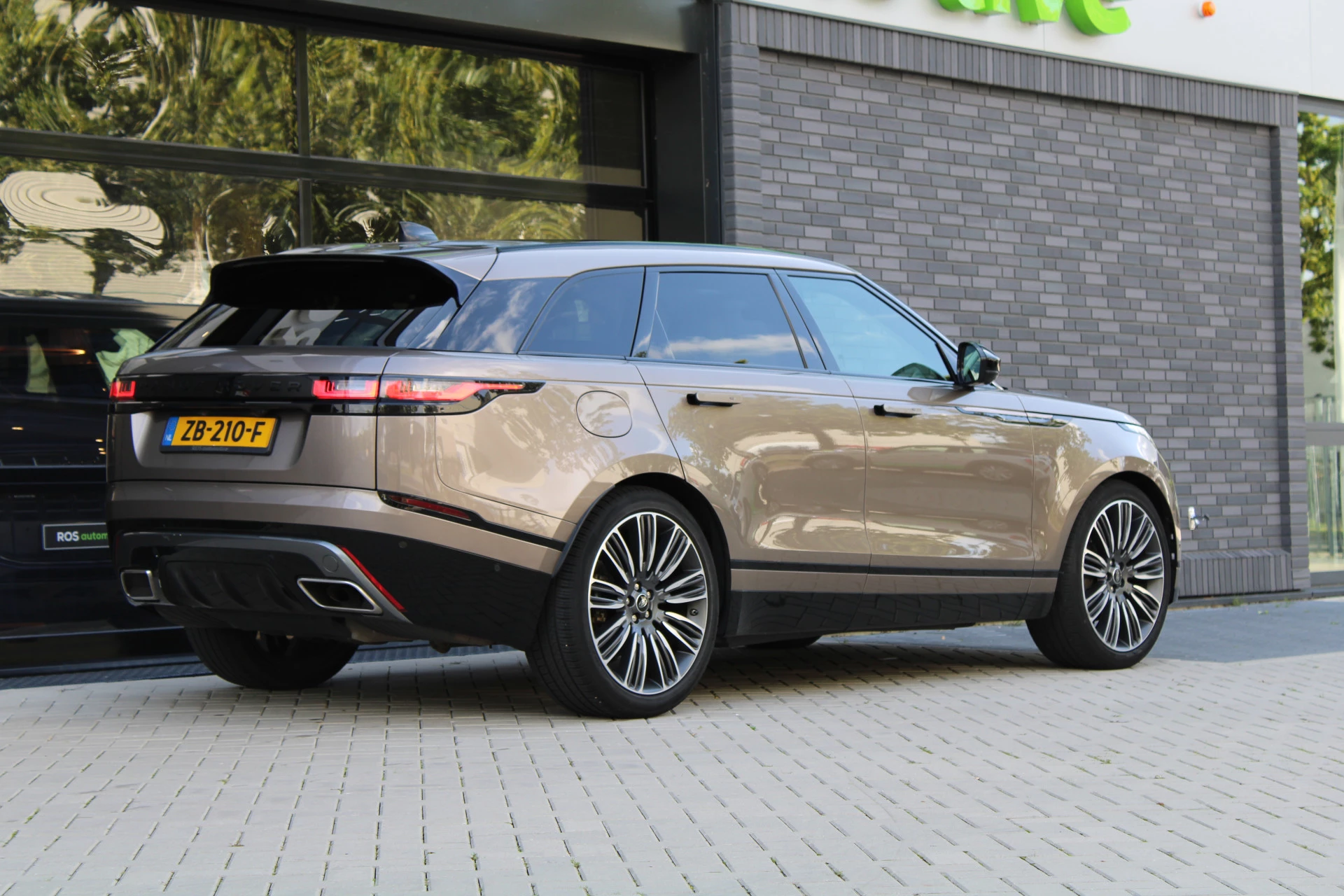 Hoofdafbeelding Land Rover Range Rover Velar