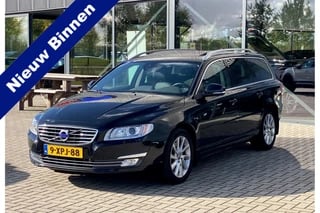 Volvo V70 2.0 T5 245pk Nordic+ SCHUIFDAK XENON 1e eig.! NL-auto!