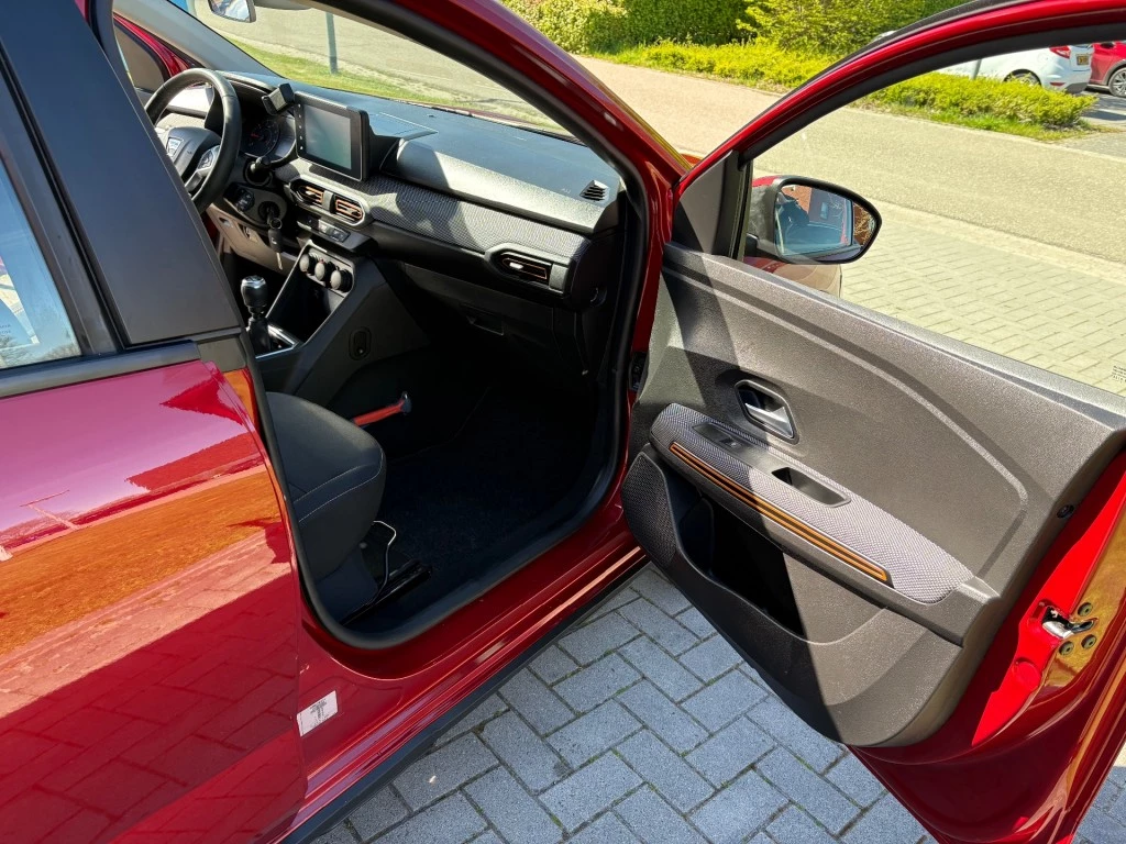 Hoofdafbeelding Dacia Sandero