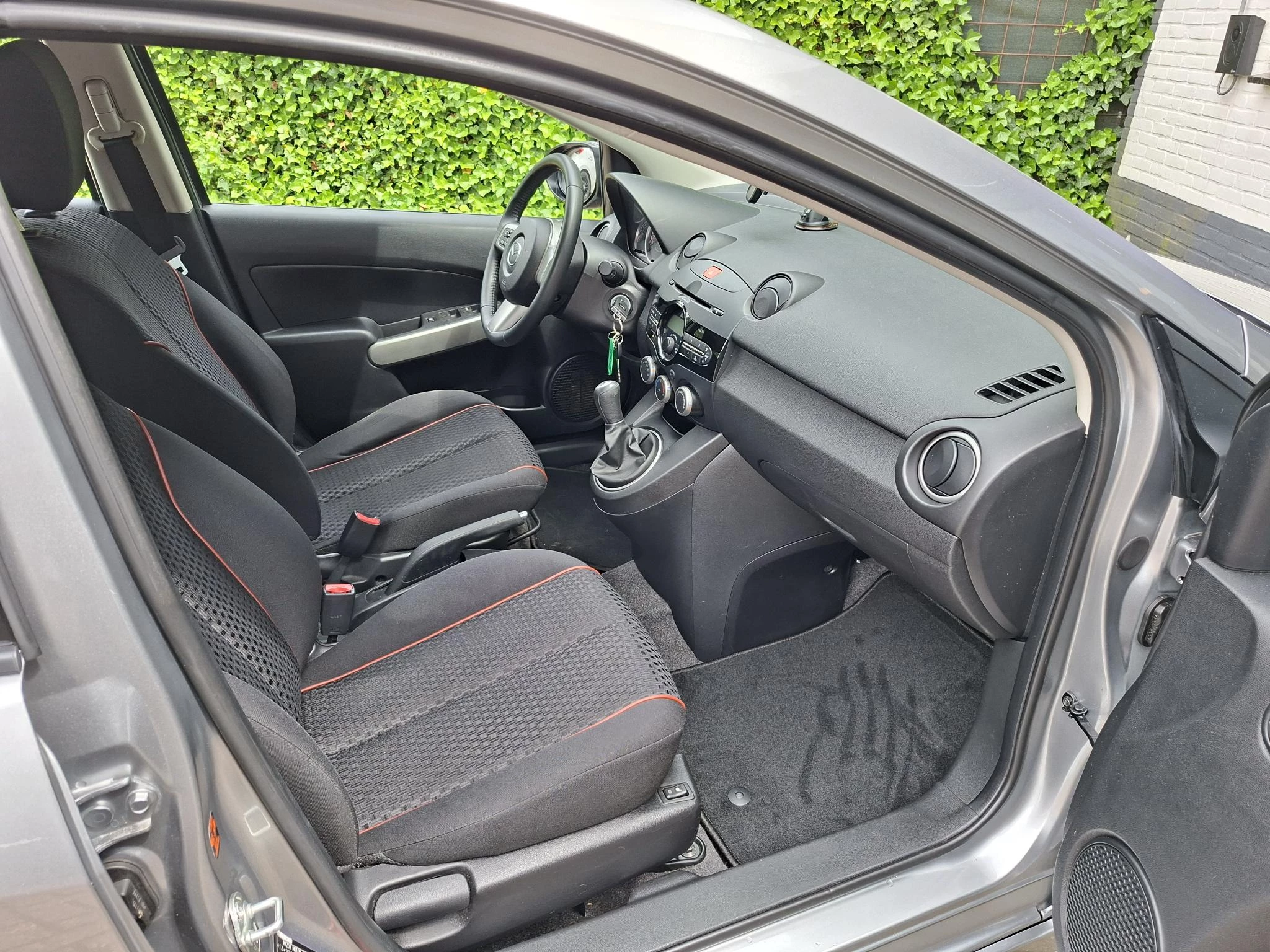 Hoofdafbeelding Mazda 2