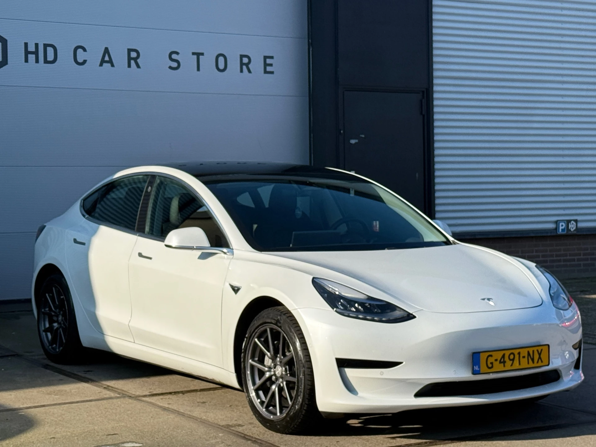 Hoofdafbeelding Tesla Model 3