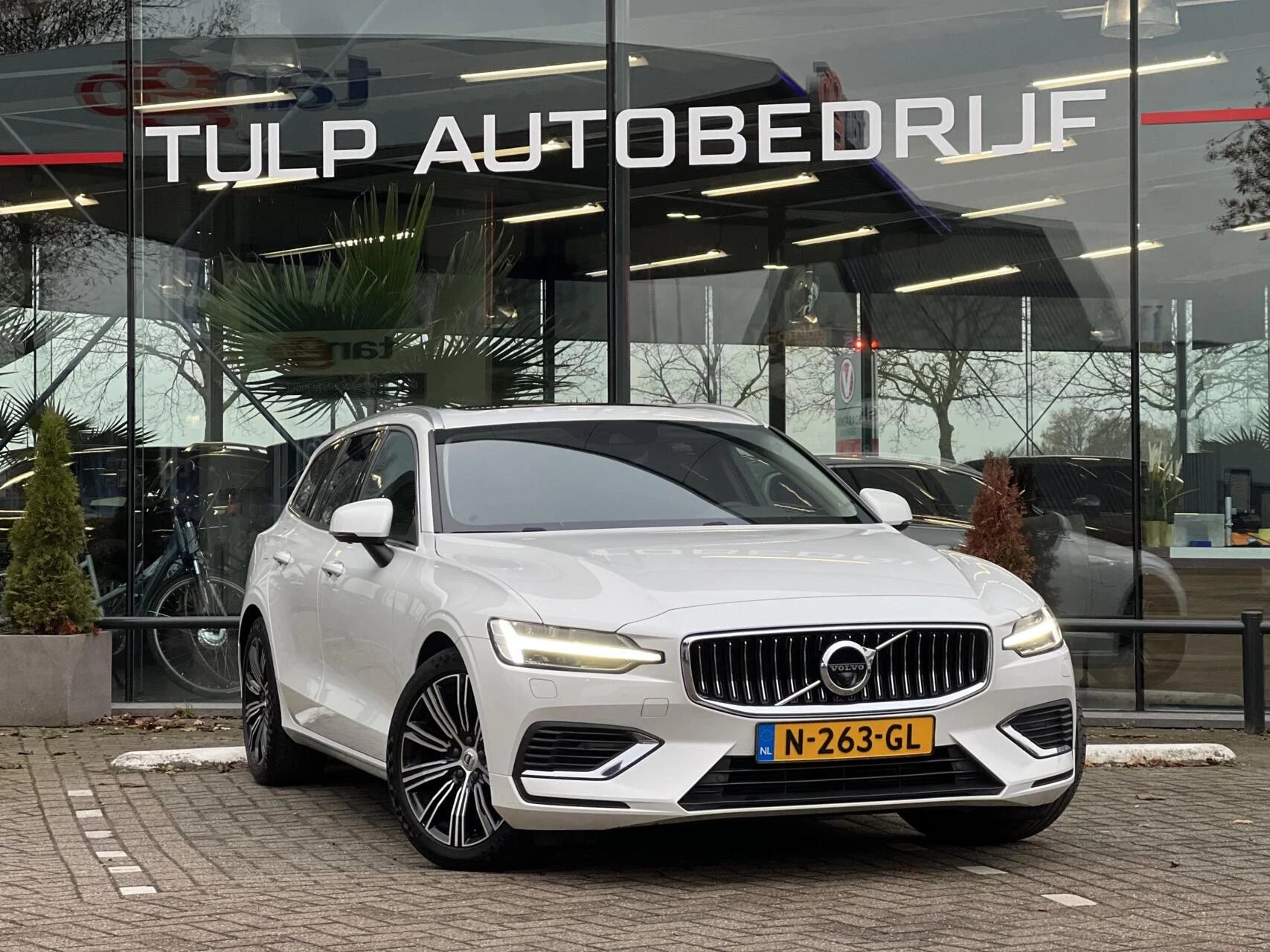 Hoofdafbeelding Volvo V60