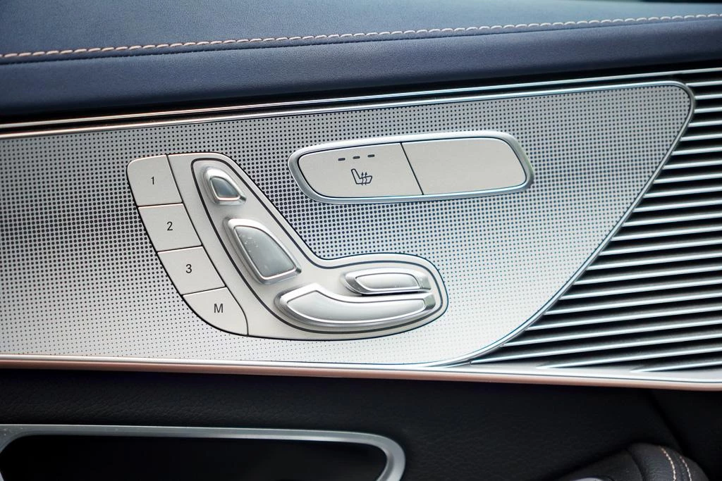 Hoofdafbeelding Mercedes-Benz EQC