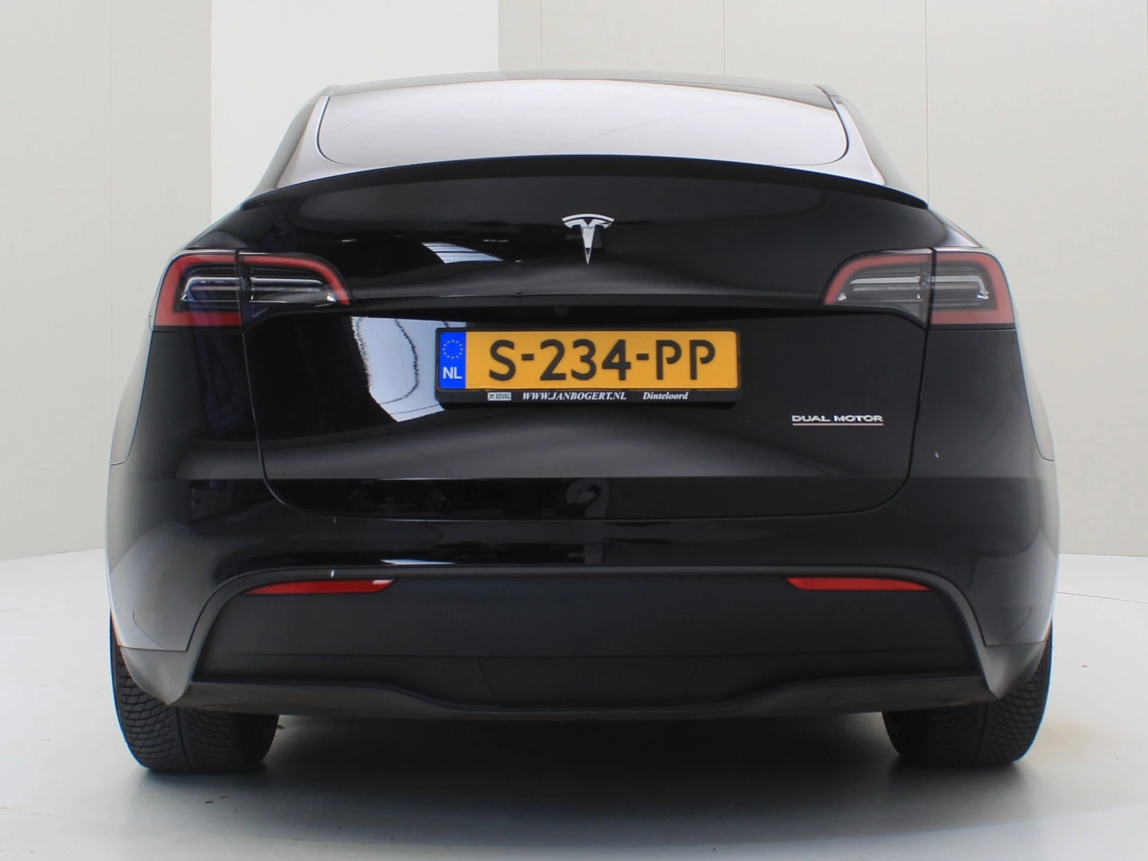 Hoofdafbeelding Tesla Model Y