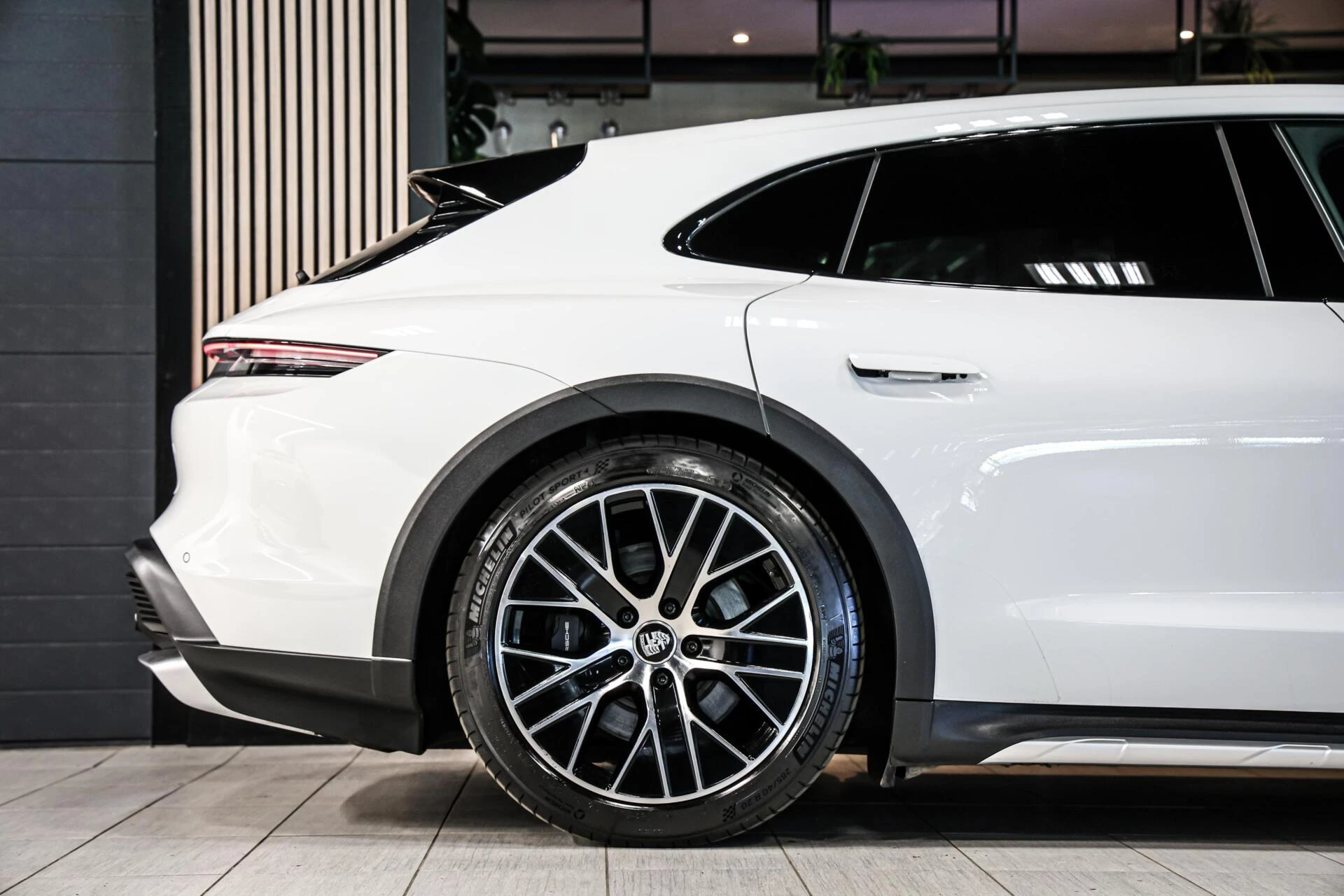 Hoofdafbeelding Porsche Taycan