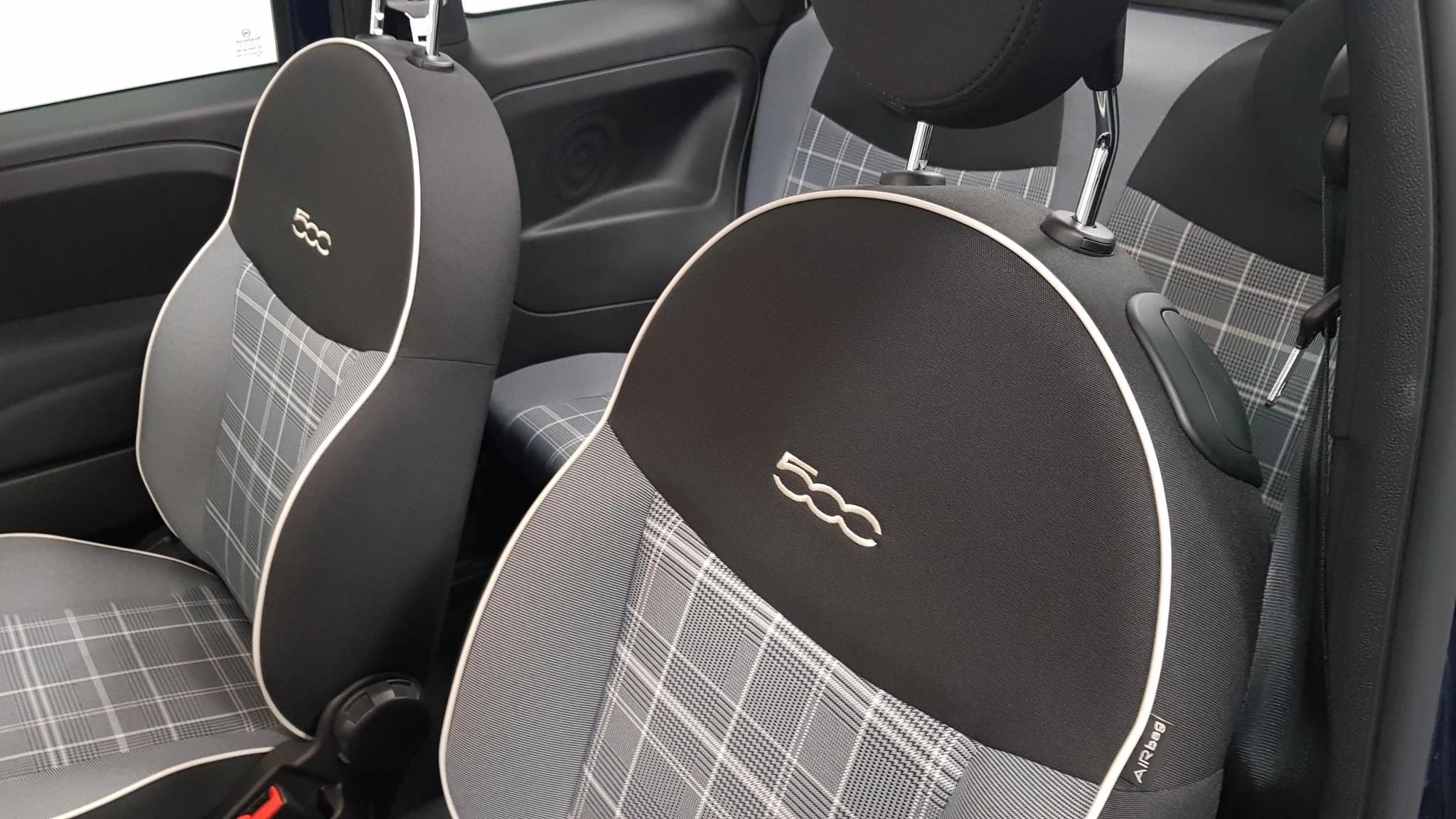 Hoofdafbeelding Fiat 500C