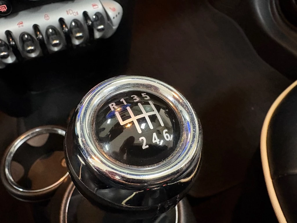 Hoofdafbeelding MINI Cabrio