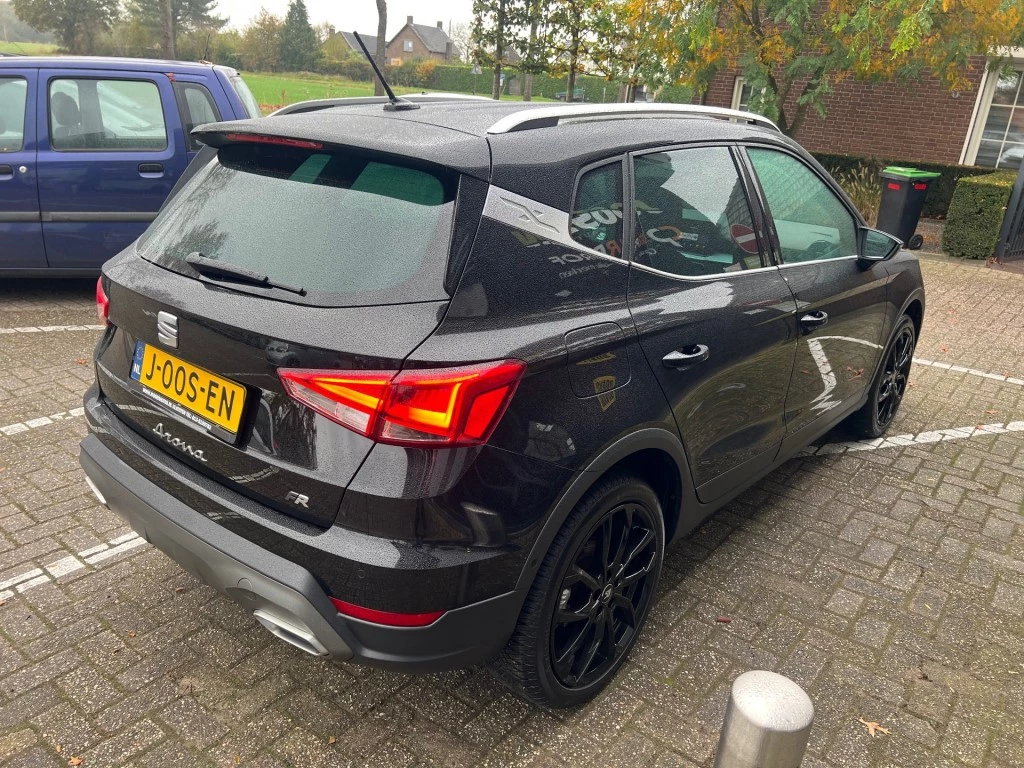 Hoofdafbeelding SEAT Arona