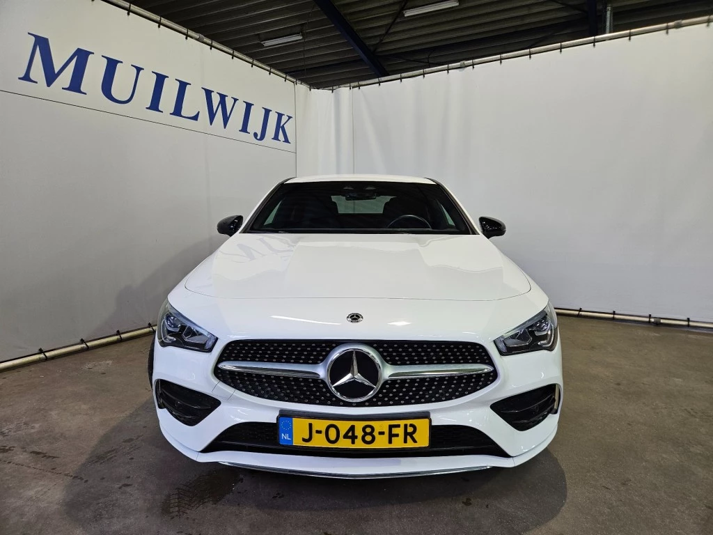 Hoofdafbeelding Mercedes-Benz CLA