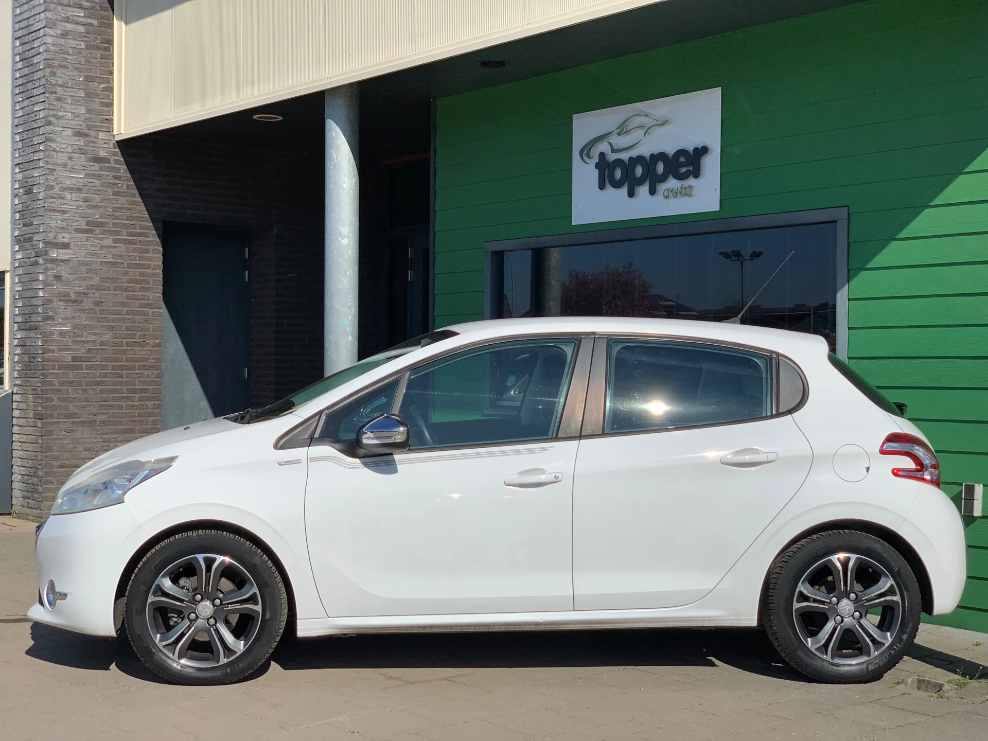 Hoofdafbeelding Peugeot 208