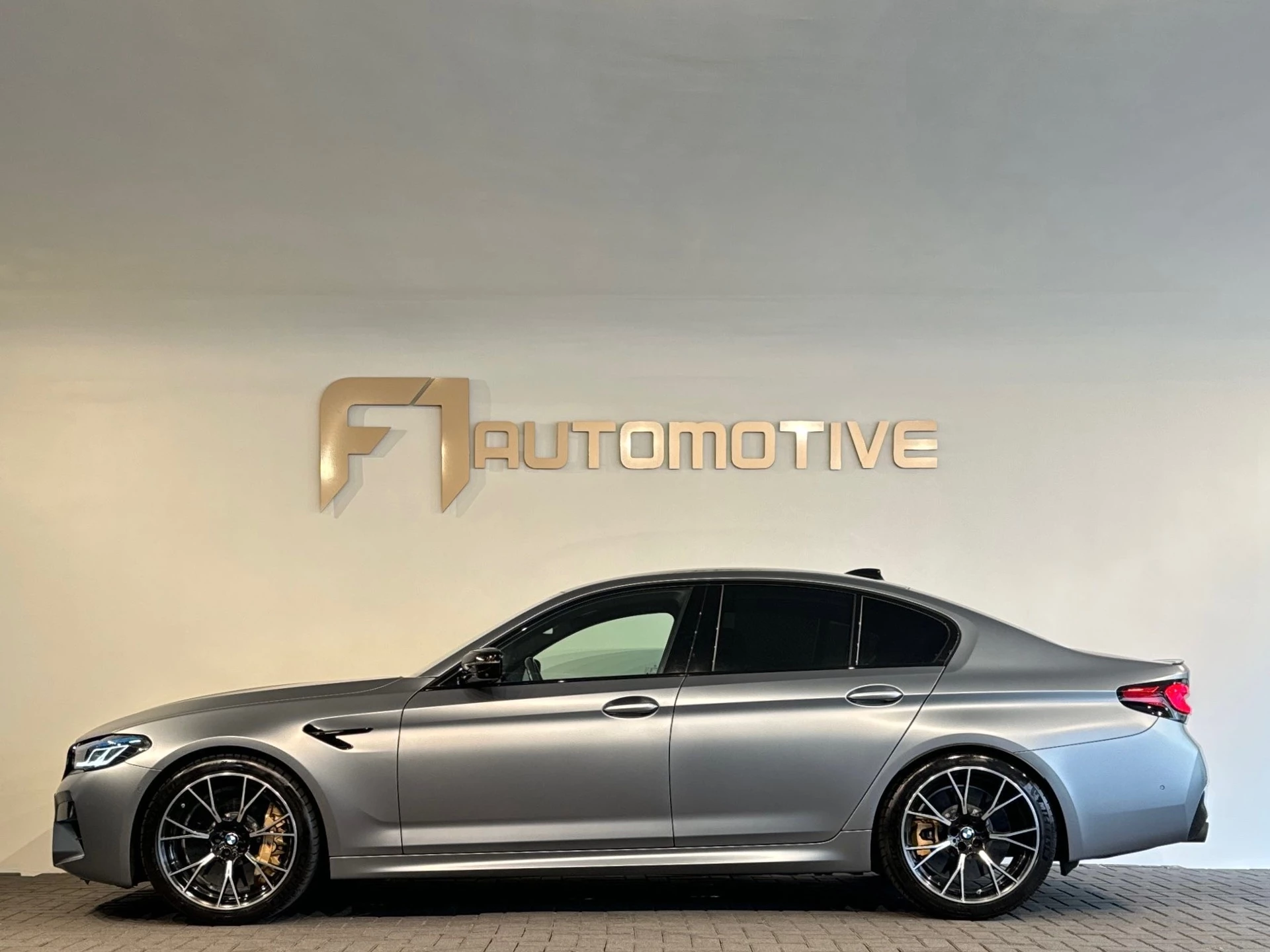 Hoofdafbeelding BMW M5