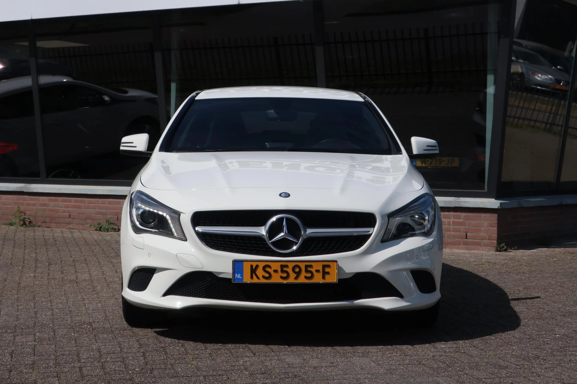 Hoofdafbeelding Mercedes-Benz CLA