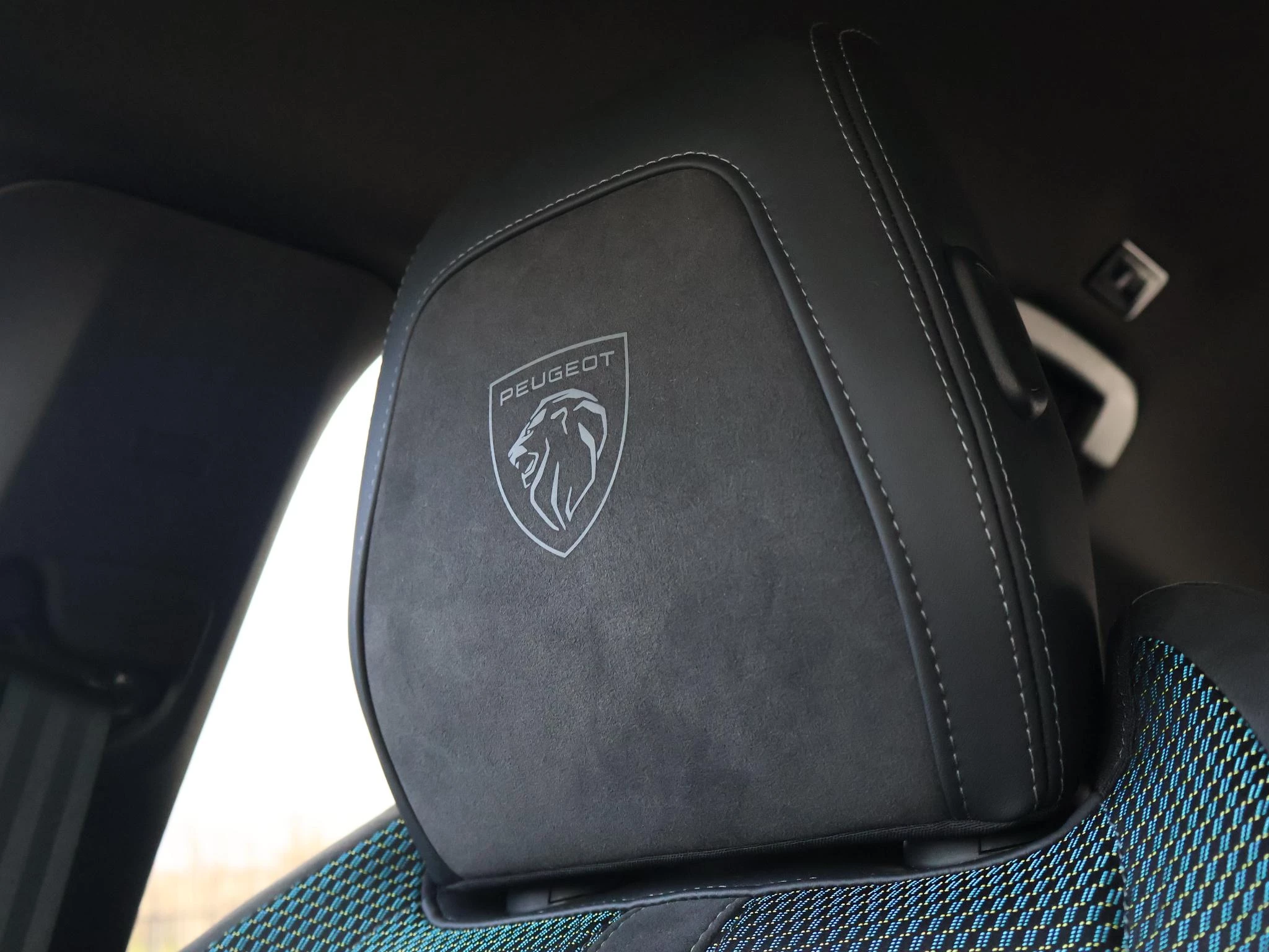 Hoofdafbeelding Peugeot e-308