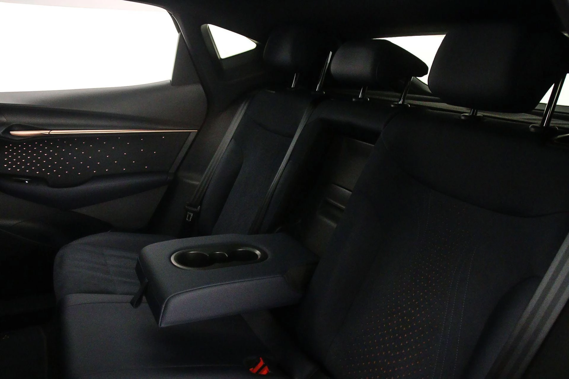 Hoofdafbeelding CUPRA Tavascan