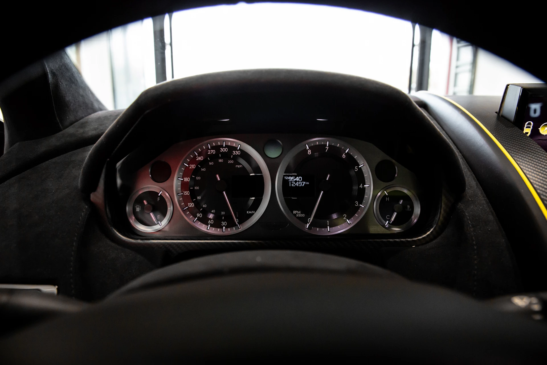 Hoofdafbeelding Aston Martin V8 Vantage