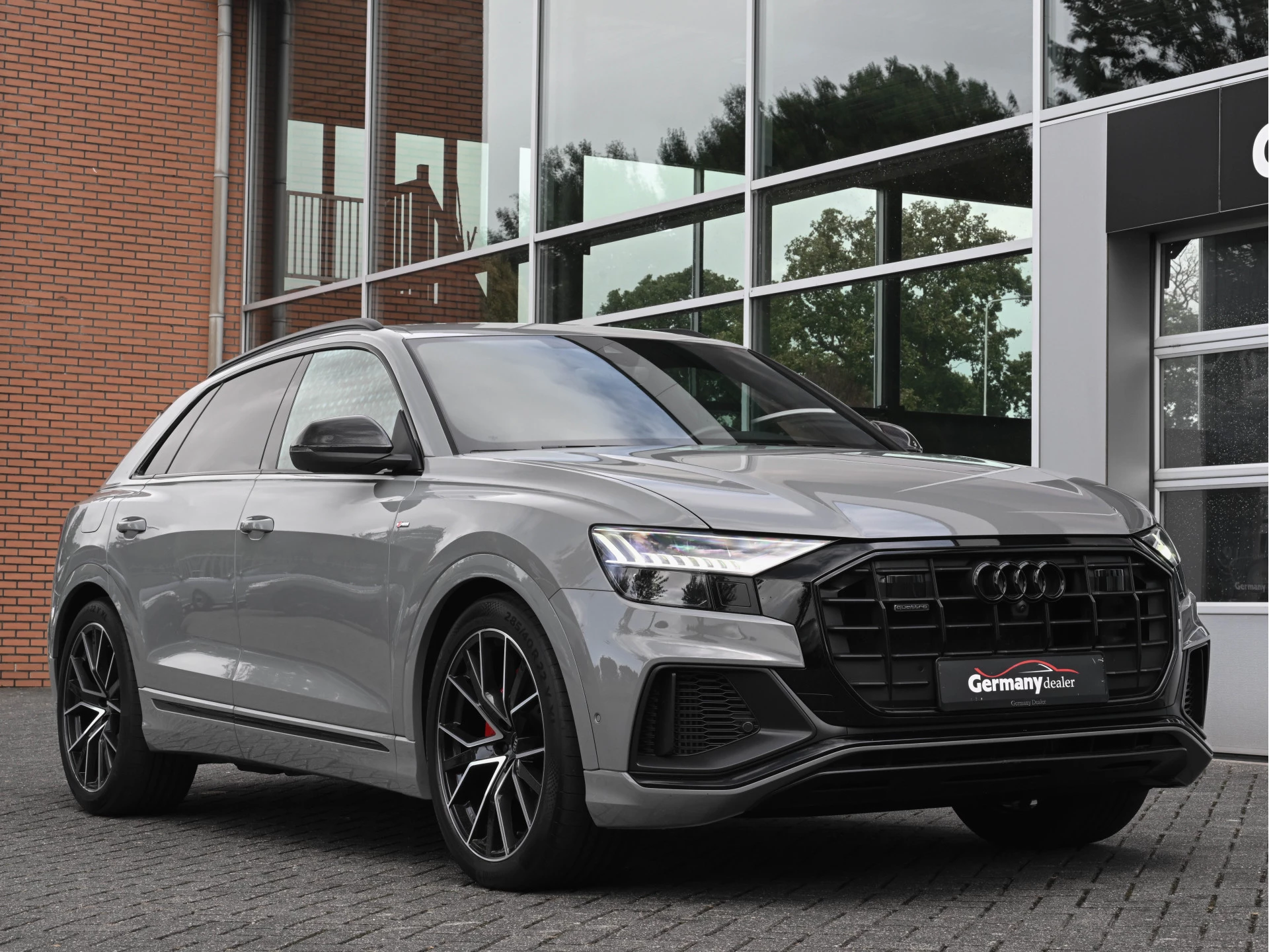 Hoofdafbeelding Audi Q8