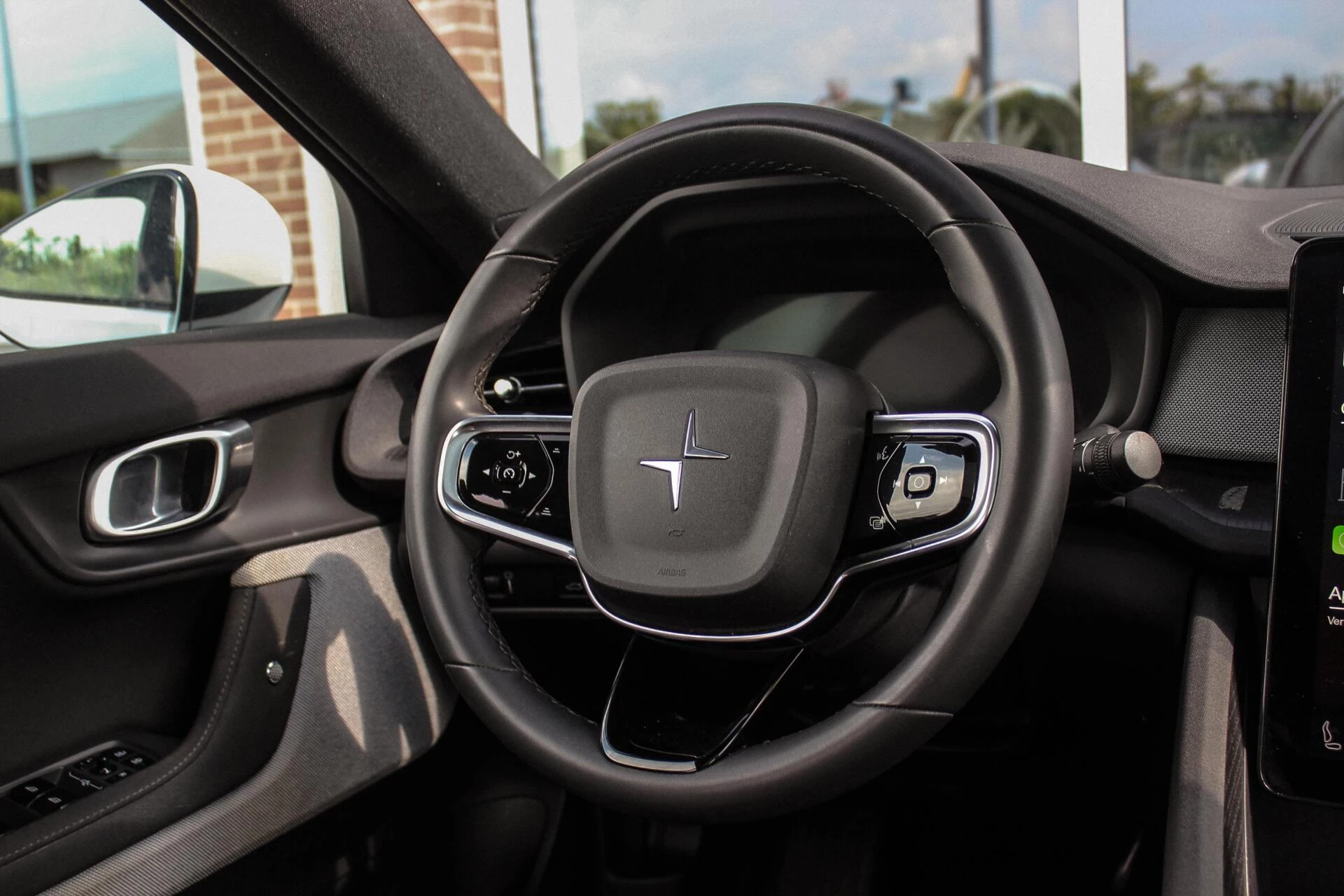 Hoofdafbeelding Polestar 2