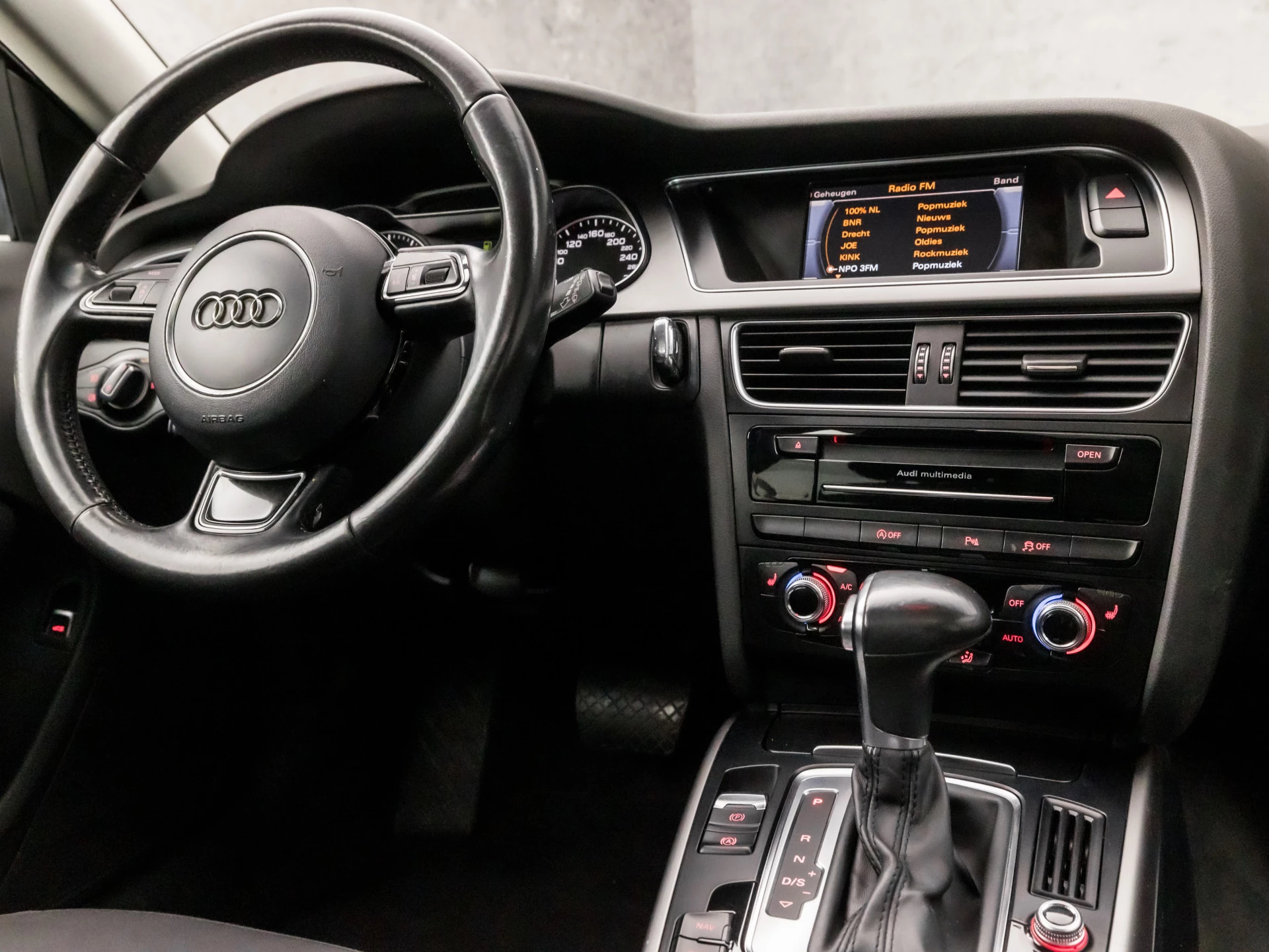 Hoofdafbeelding Audi A4